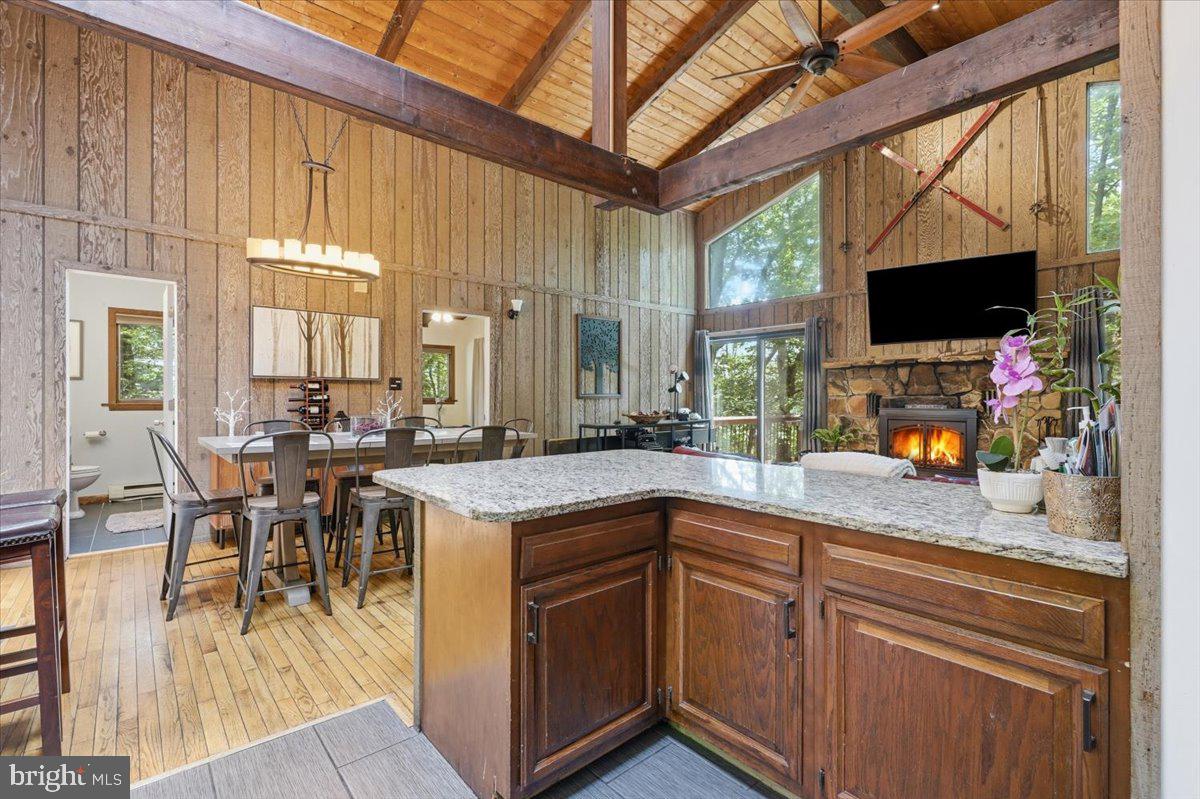 SAW CREEK ESTATES - Residential