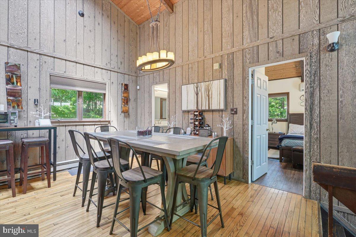 SAW CREEK ESTATES - Residential