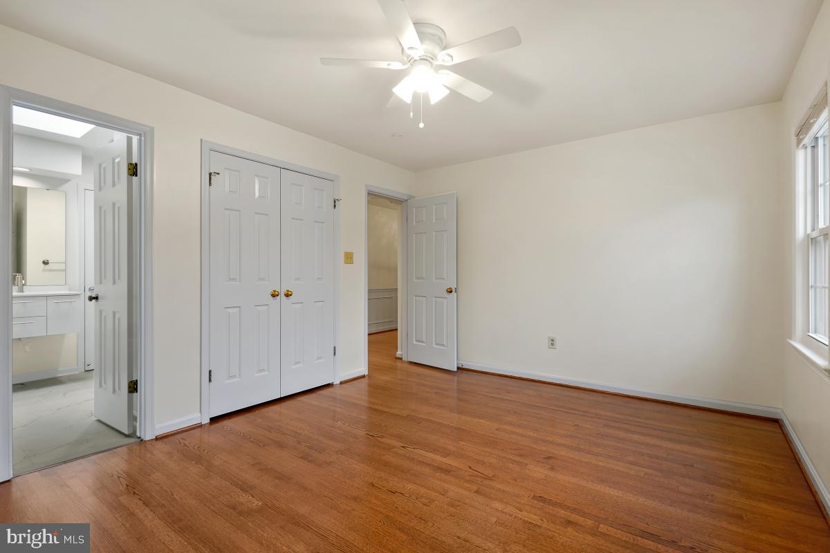 TIMBERLY SOUTH - Residential Lease