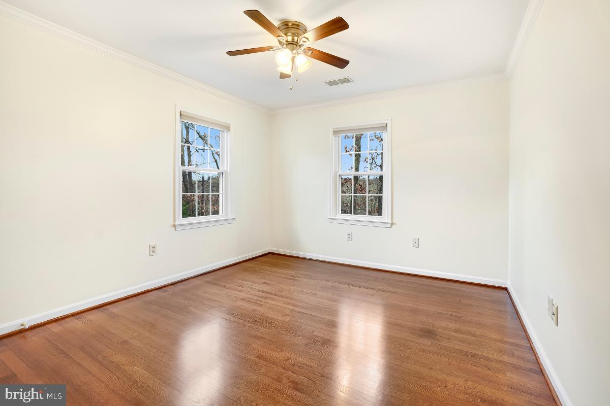 TIMBERLY SOUTH - Residential Lease