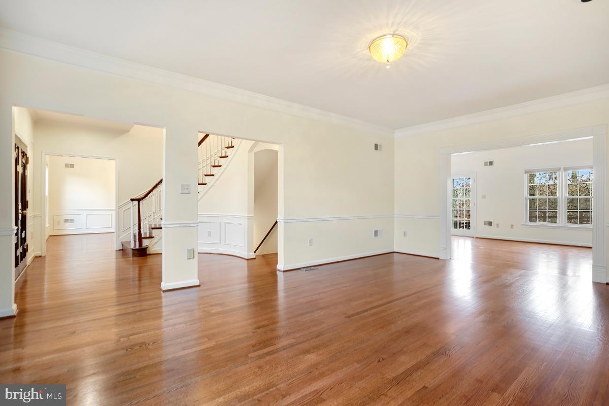 TIMBERLY SOUTH - Residential Lease