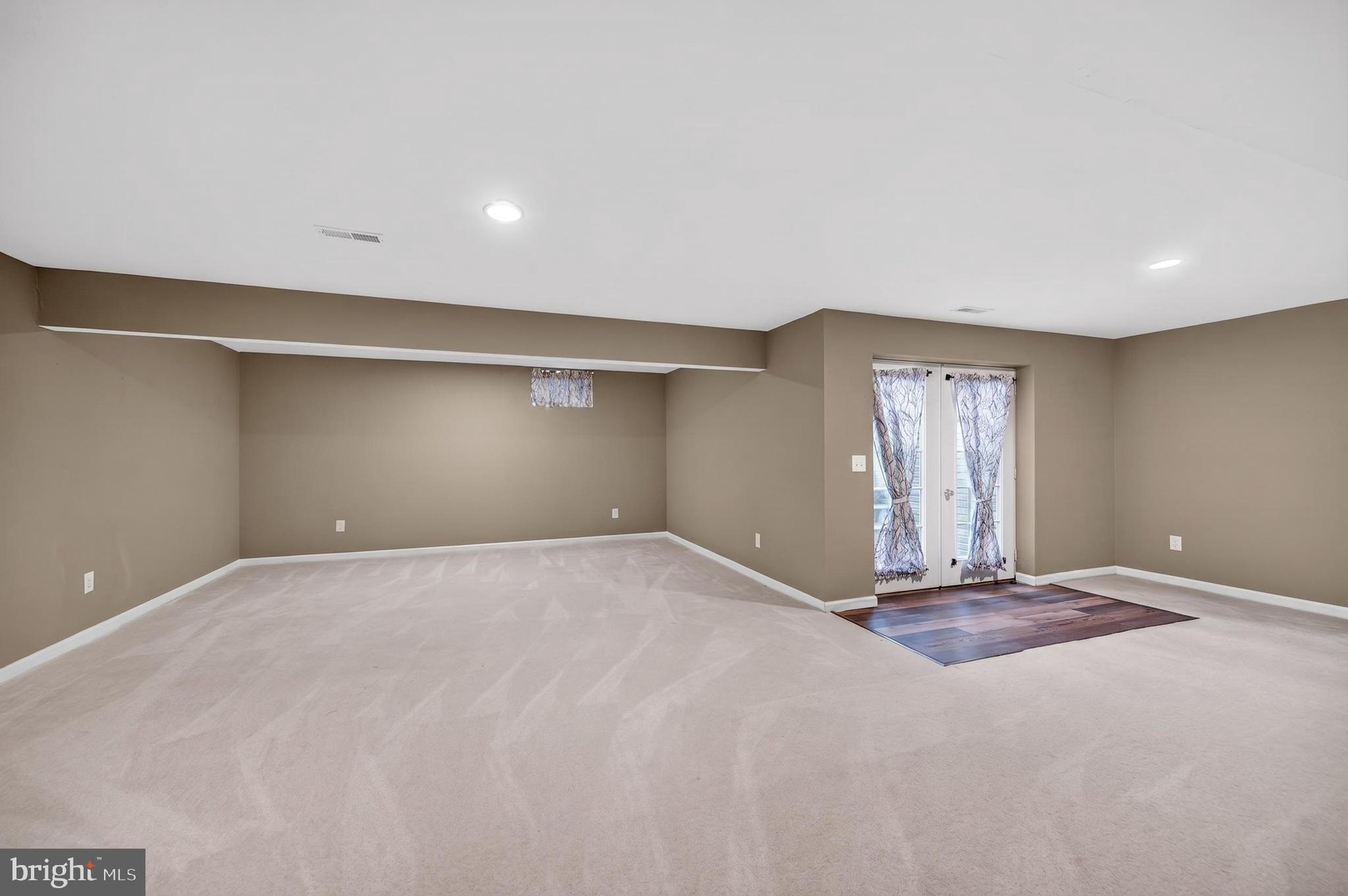 FIELDSTONE - Residential