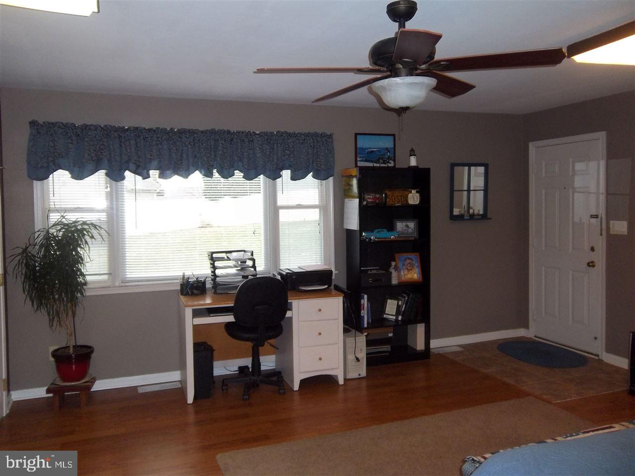 RIDGEWAY - Residential