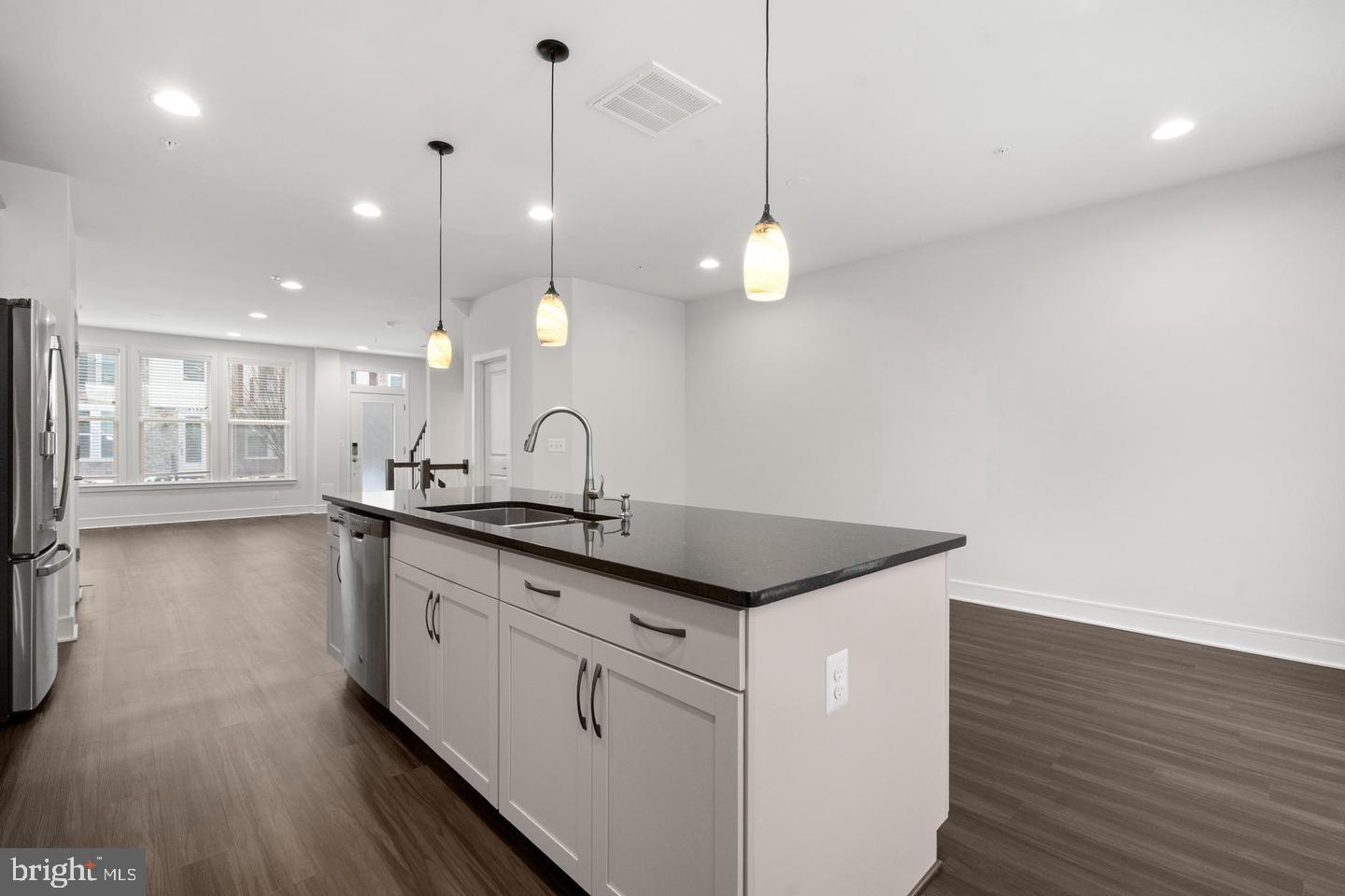 THE PRESERVE AT WESTFIELDS - Residential Lease