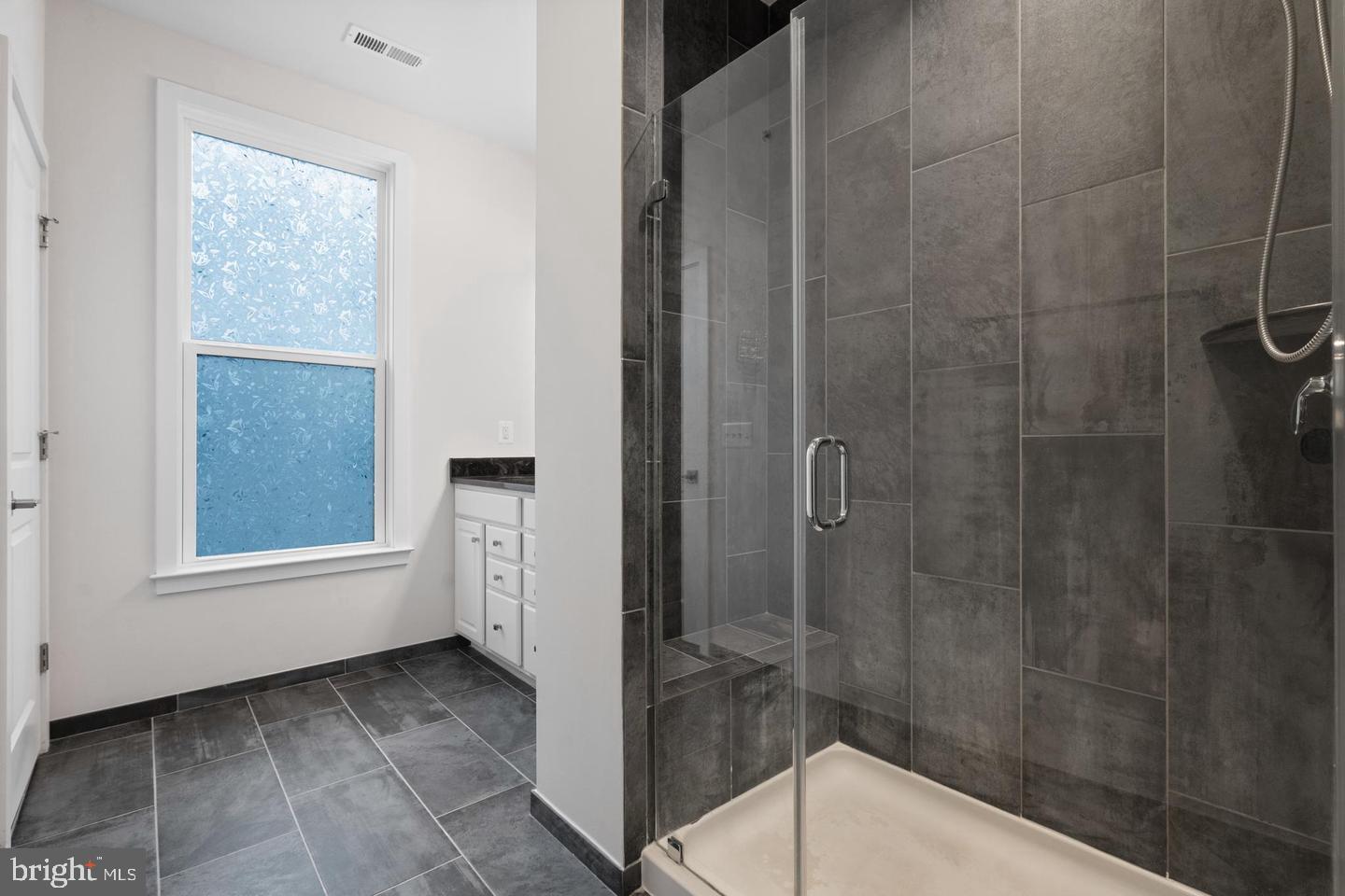 THE PRESERVE AT WESTFIELDS - Residential Lease