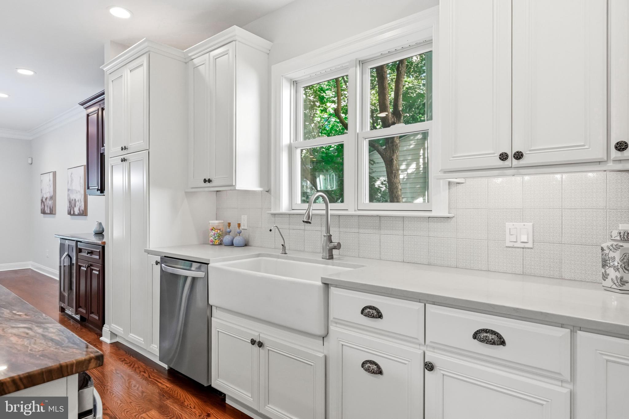 BERWYN VILLAGE - Residential