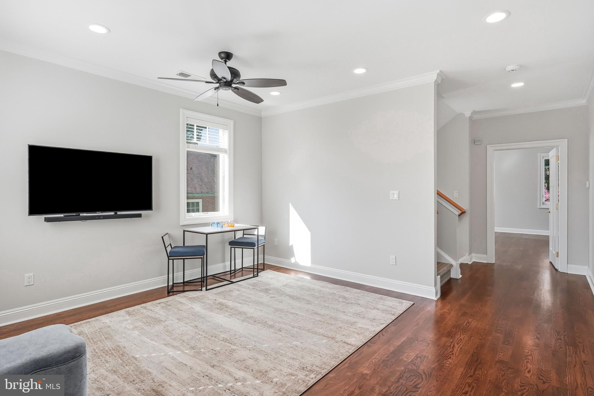 BERWYN VILLAGE - Residential