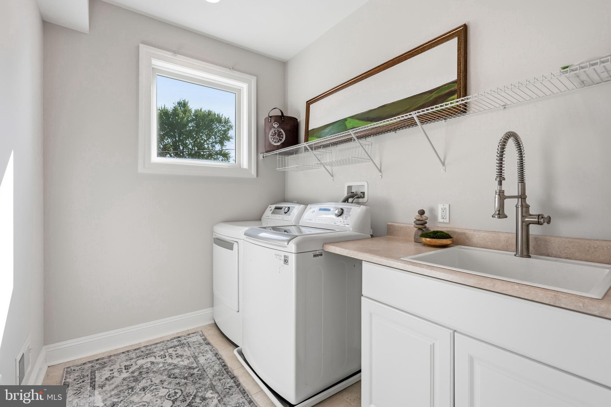 BERWYN VILLAGE - Residential