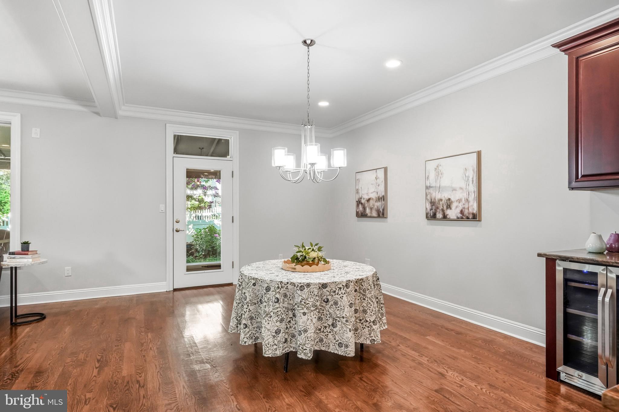BERWYN VILLAGE - Residential