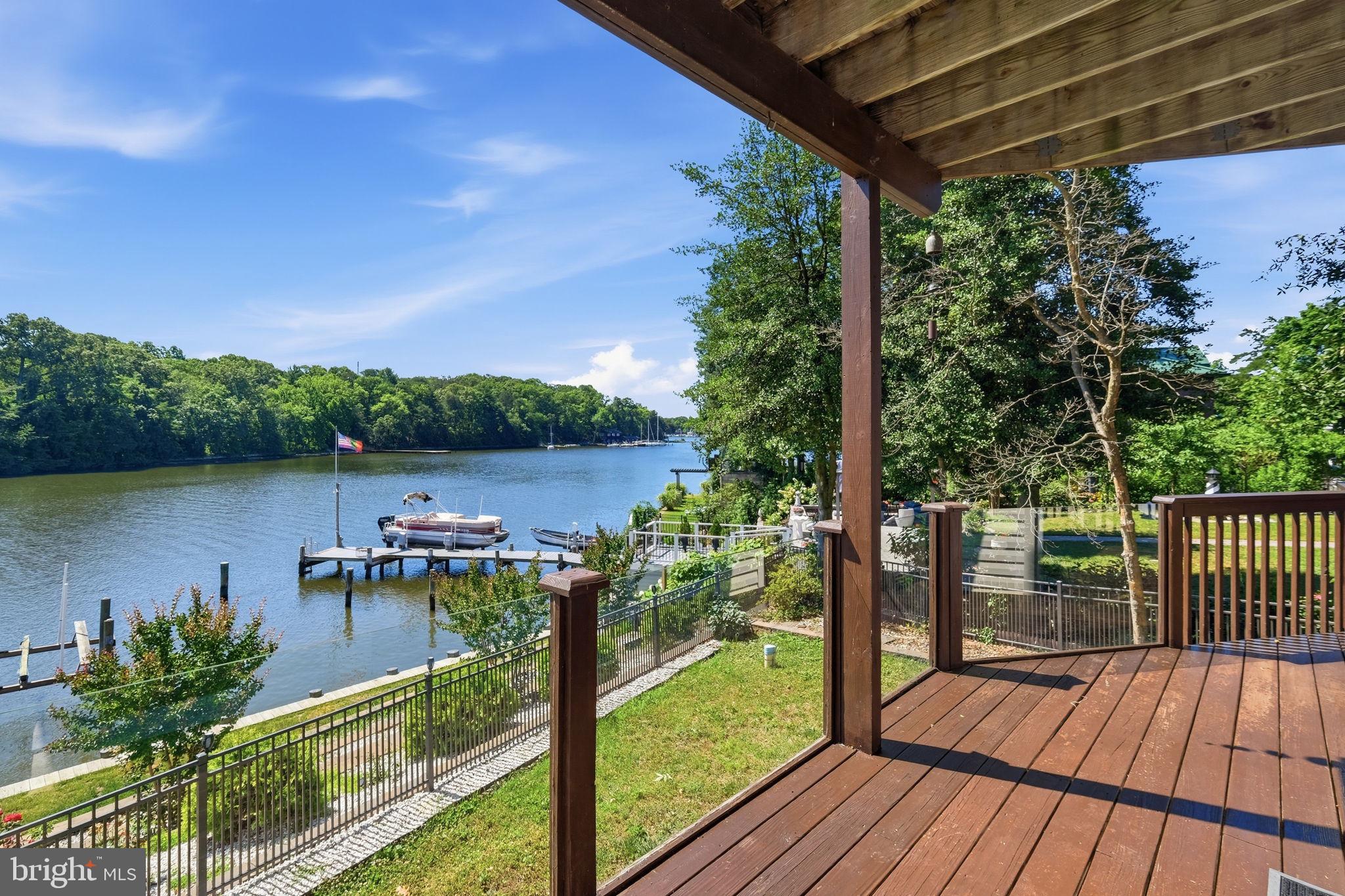 UPPER MAGOTHY BEACH - Residential