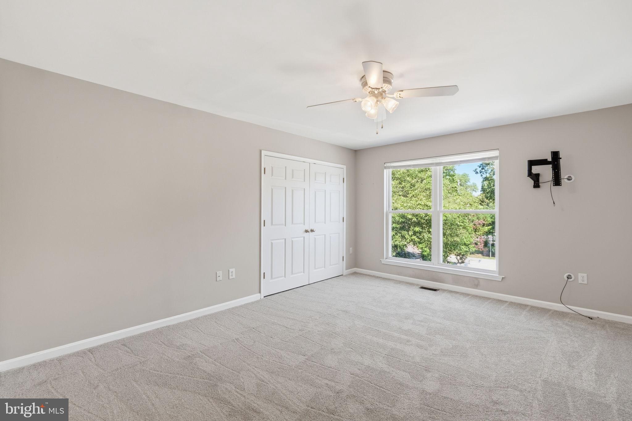 UPPER MAGOTHY BEACH - Residential