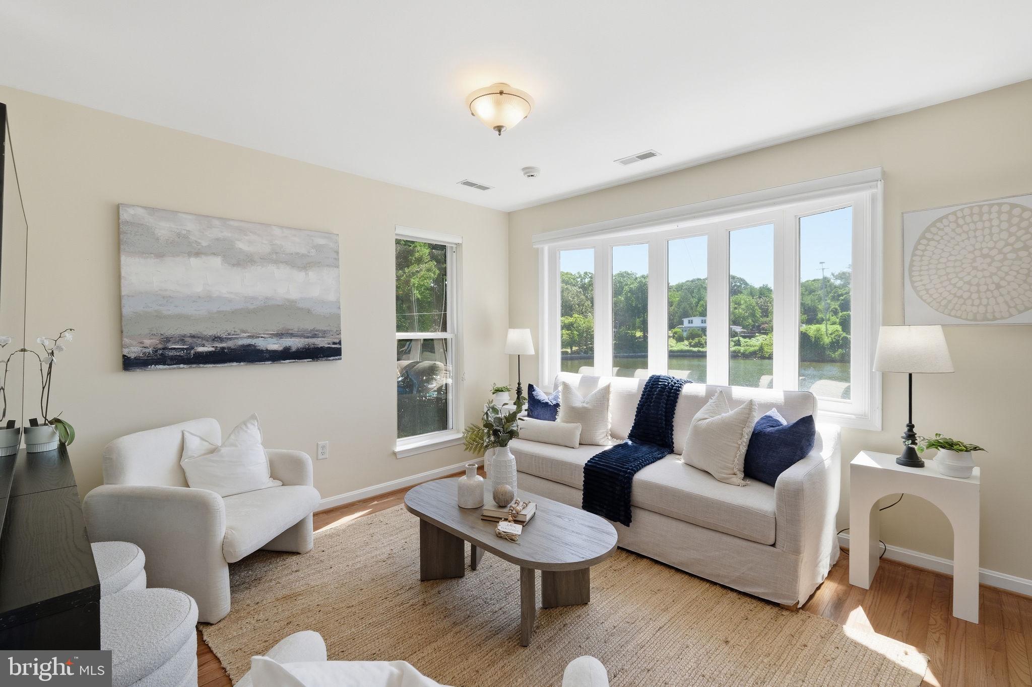 UPPER MAGOTHY BEACH - Residential