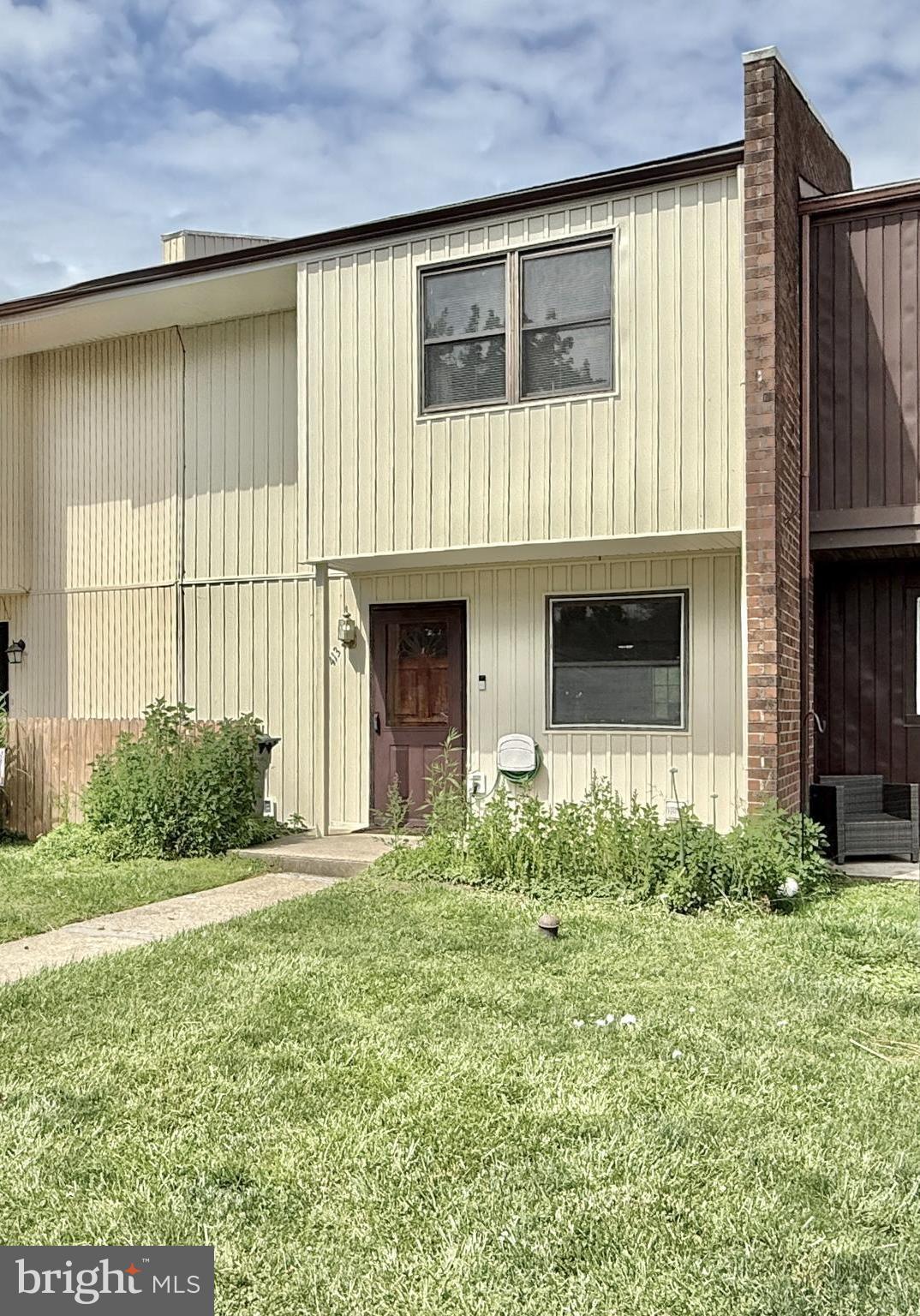 This beautifully maintained 3-bedroom, 2-bathroom townhouse pairs comfortable living with peace-of-mind updates throughout. Recent improvements include new siding, new gutters, new HVAC system, and a 3 yrs new Roof —major-ticket items already handled, so you can settle in worry-free for years to come.
Inside, three well-proportioned bedrooms and two full baths offer flexible space for family, guests, or a home office. The standout feature is a private balcony overlooking the pond—the perfect spot for morning coffee, evening unwinding, or simply taking in the calm, scenic water views.
With its smart updates, easy-living layout, and serene setting, this home is an ideal choice for first-time buyers, those looking to right-size, or anyone seeking low-maintenance living without compromise. Opportunities like this don't last long—schedule your private showing today.***There are interior cameras on the property***