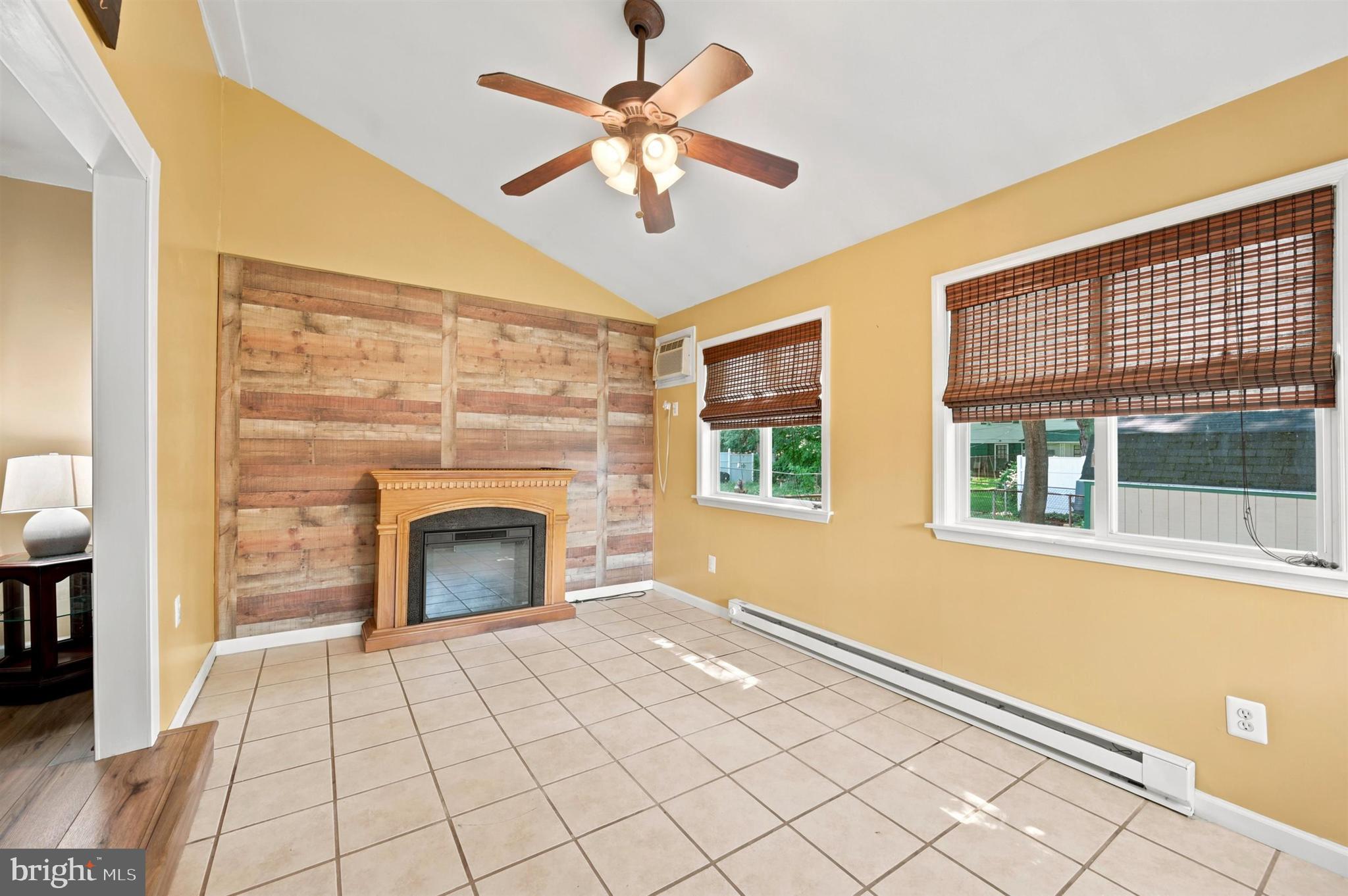 NORRIS HILLS CT - Residential