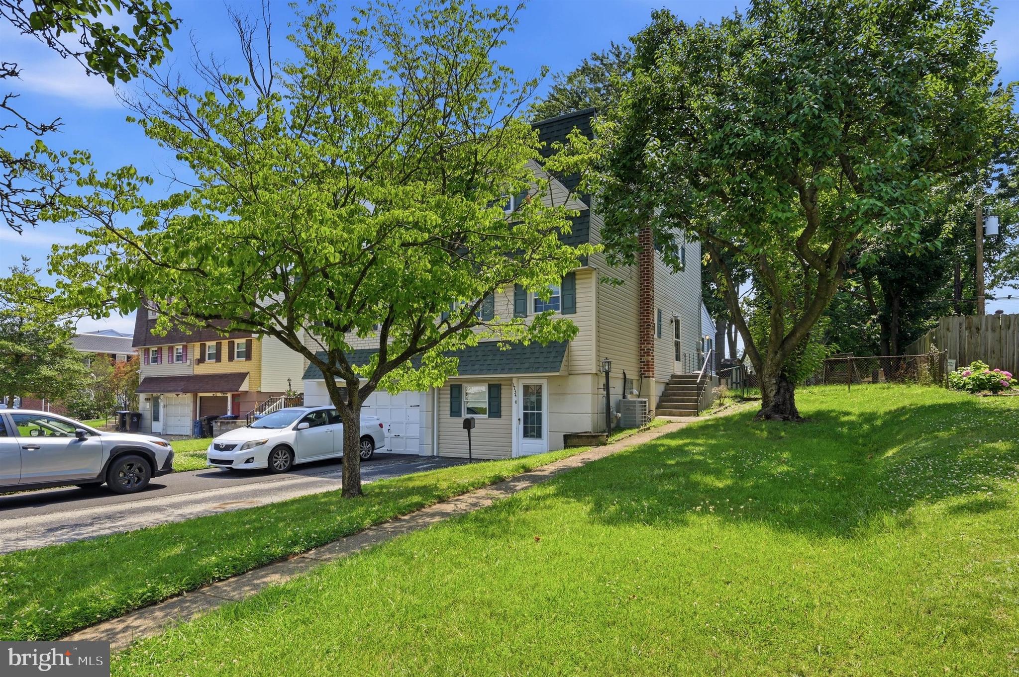 NORRIS HILLS CT - Residential