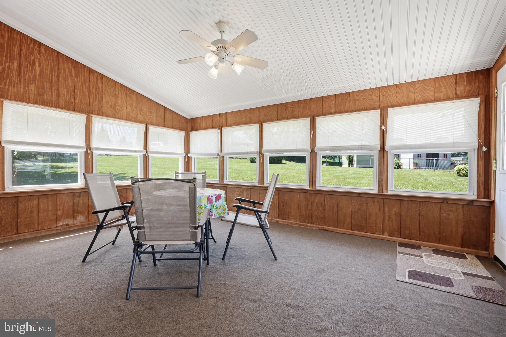 WILLOW MANOR FARMS - Residential