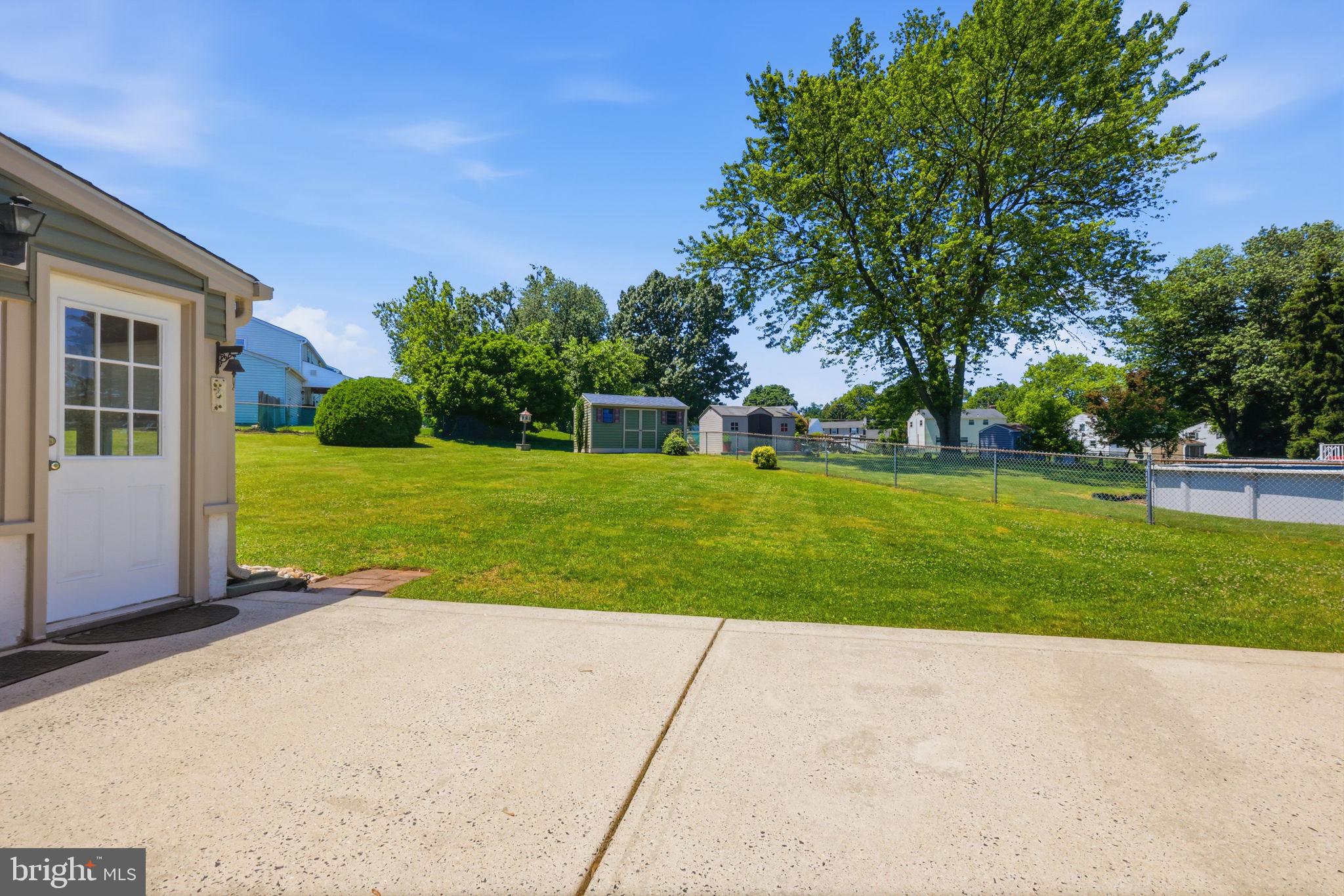 WILLOW MANOR FARMS - Residential