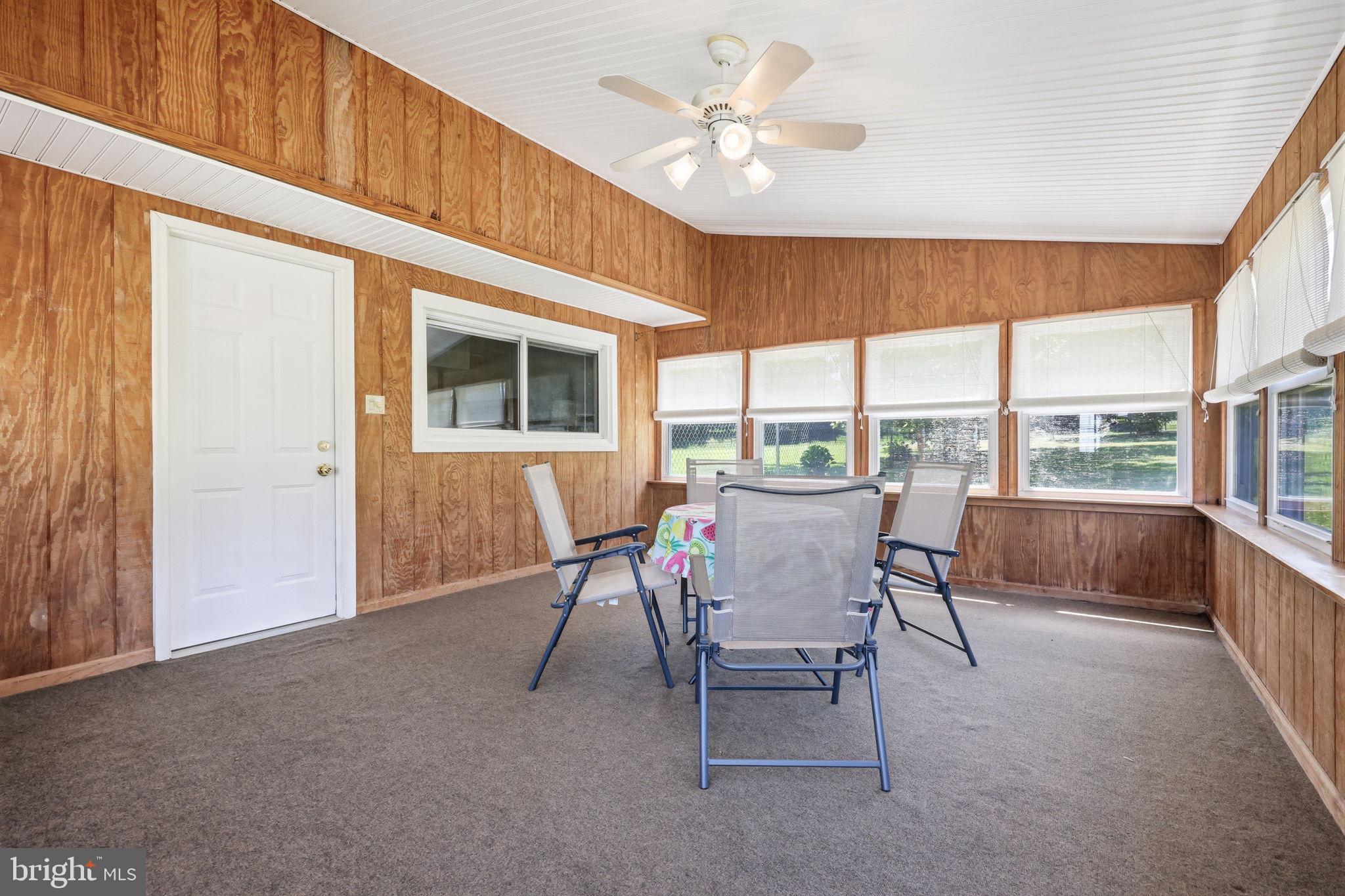 WILLOW MANOR FARMS - Residential