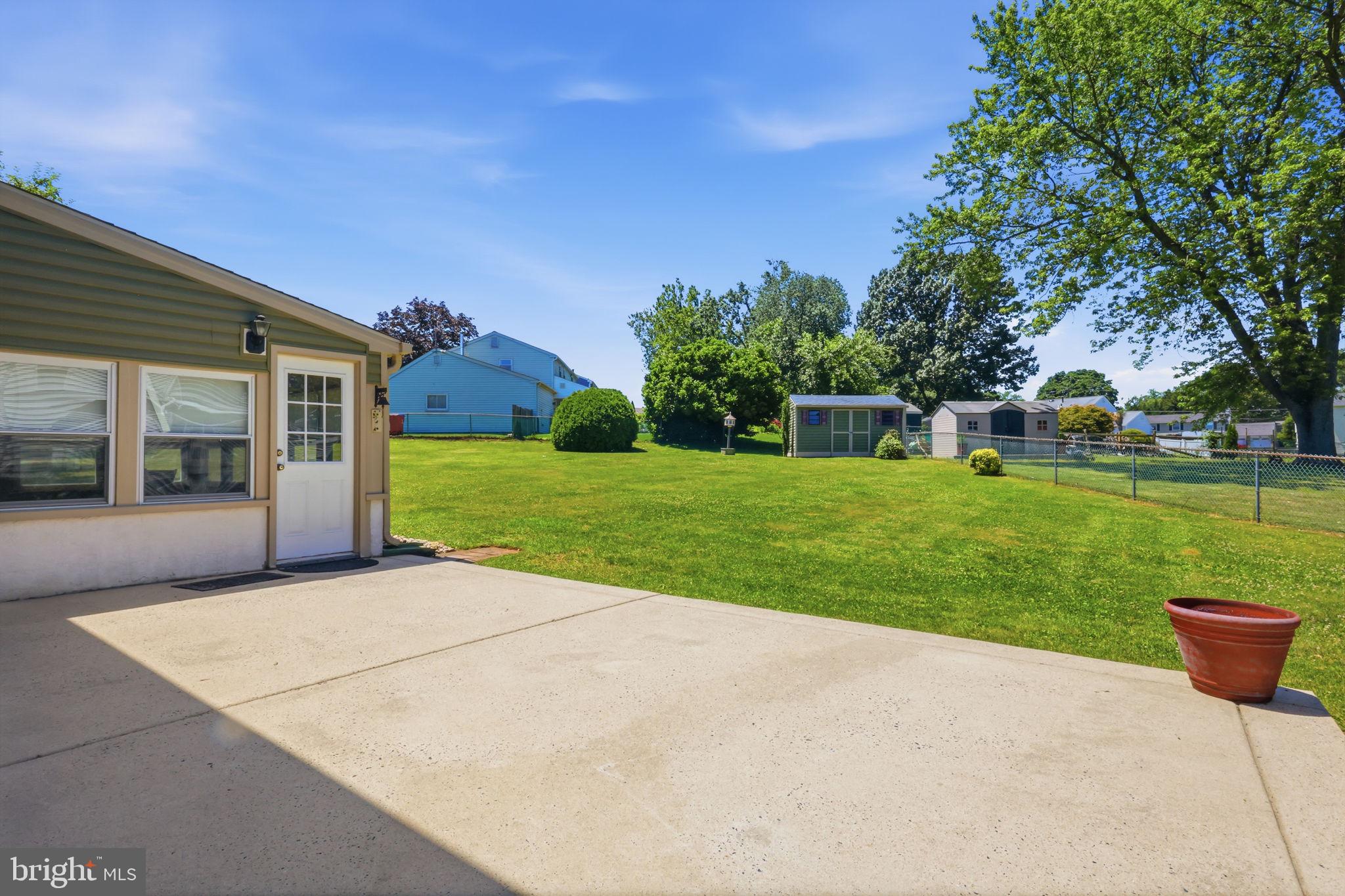 WILLOW MANOR FARMS - Residential