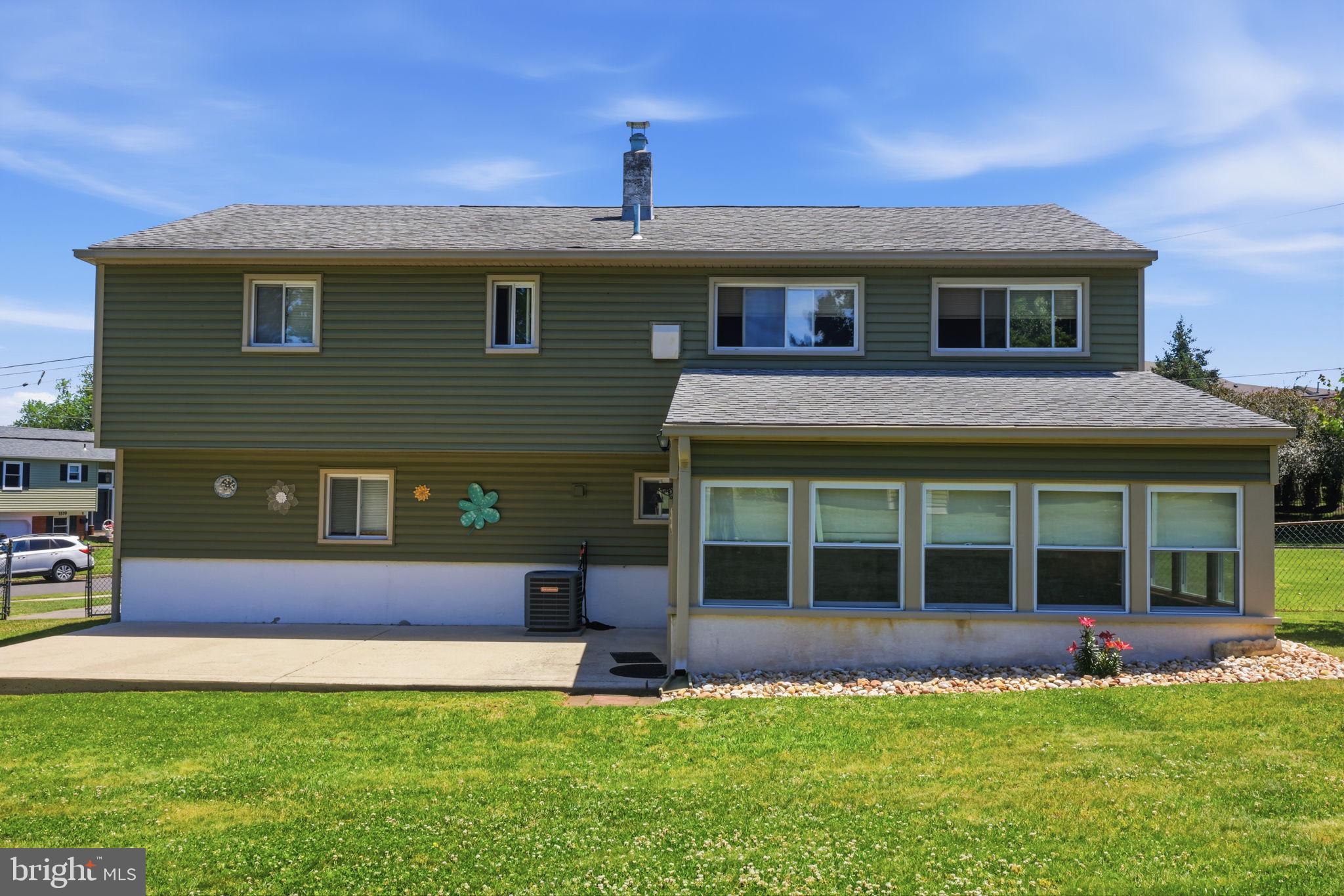 WILLOW MANOR FARMS - Residential