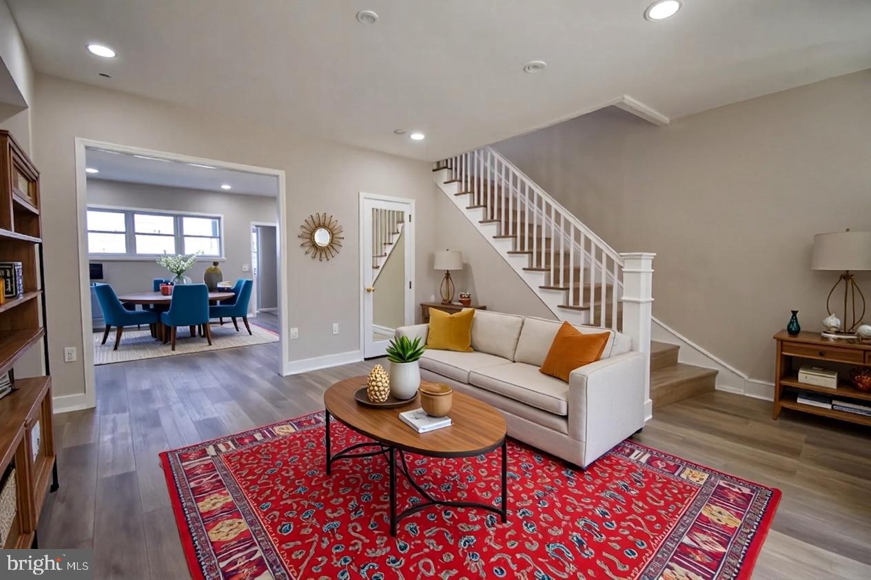 COLLINGDALE - Residential
