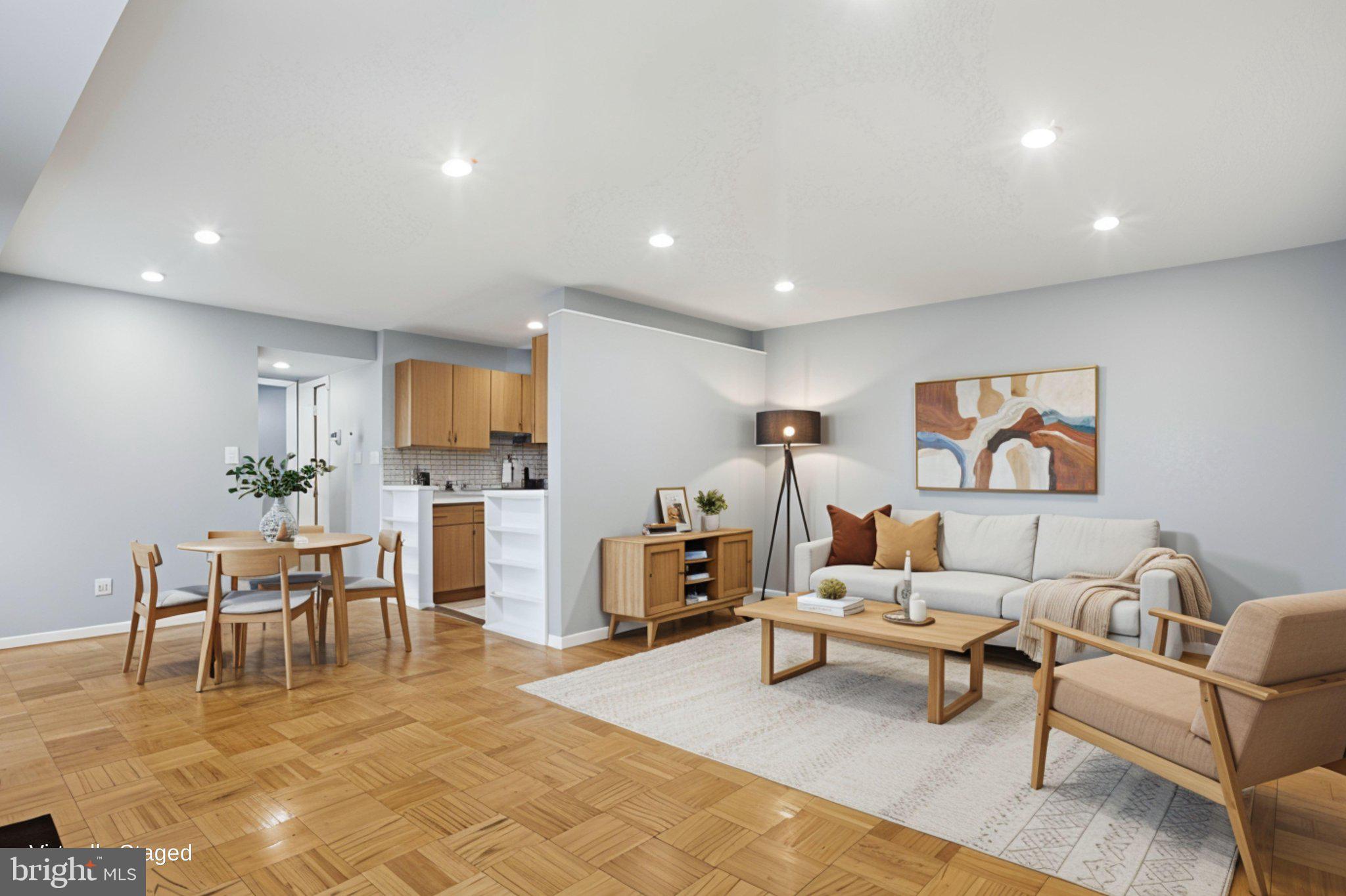 HERITAGE WOODS - Residential