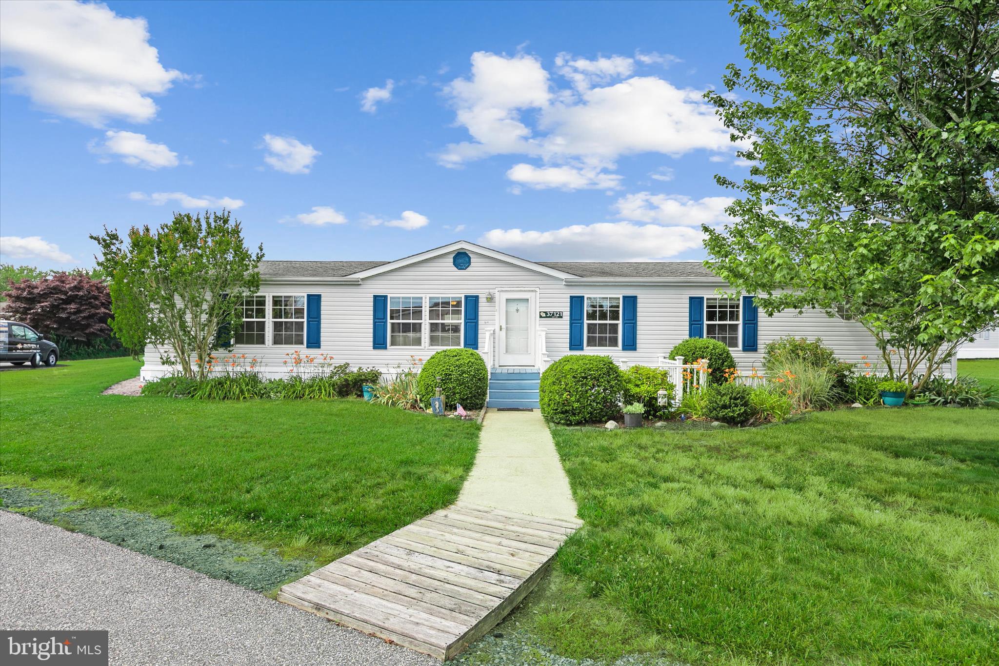 SHADY PARK - Residential