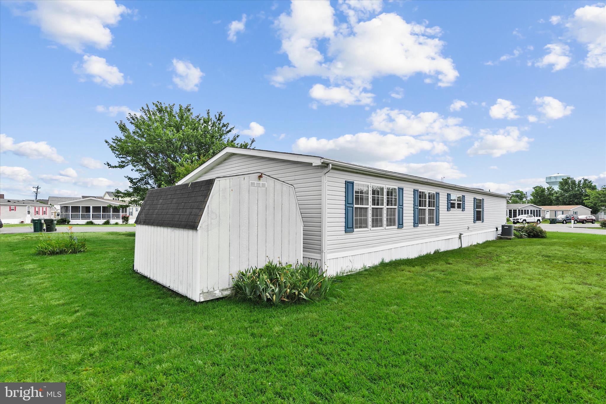SHADY PARK - Residential