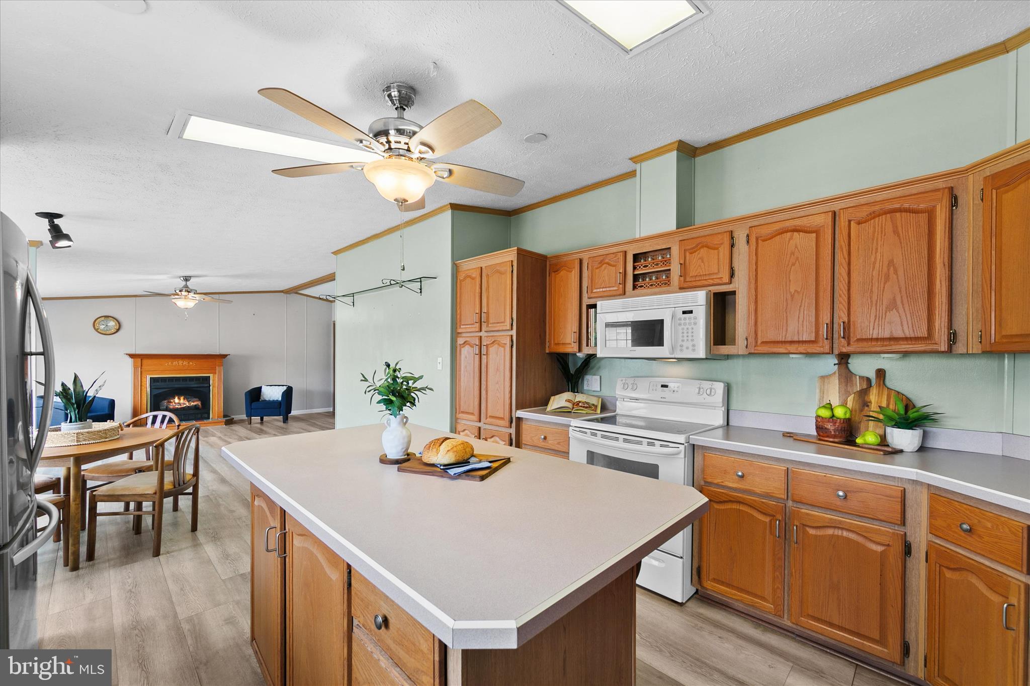 SHADY PARK - Residential