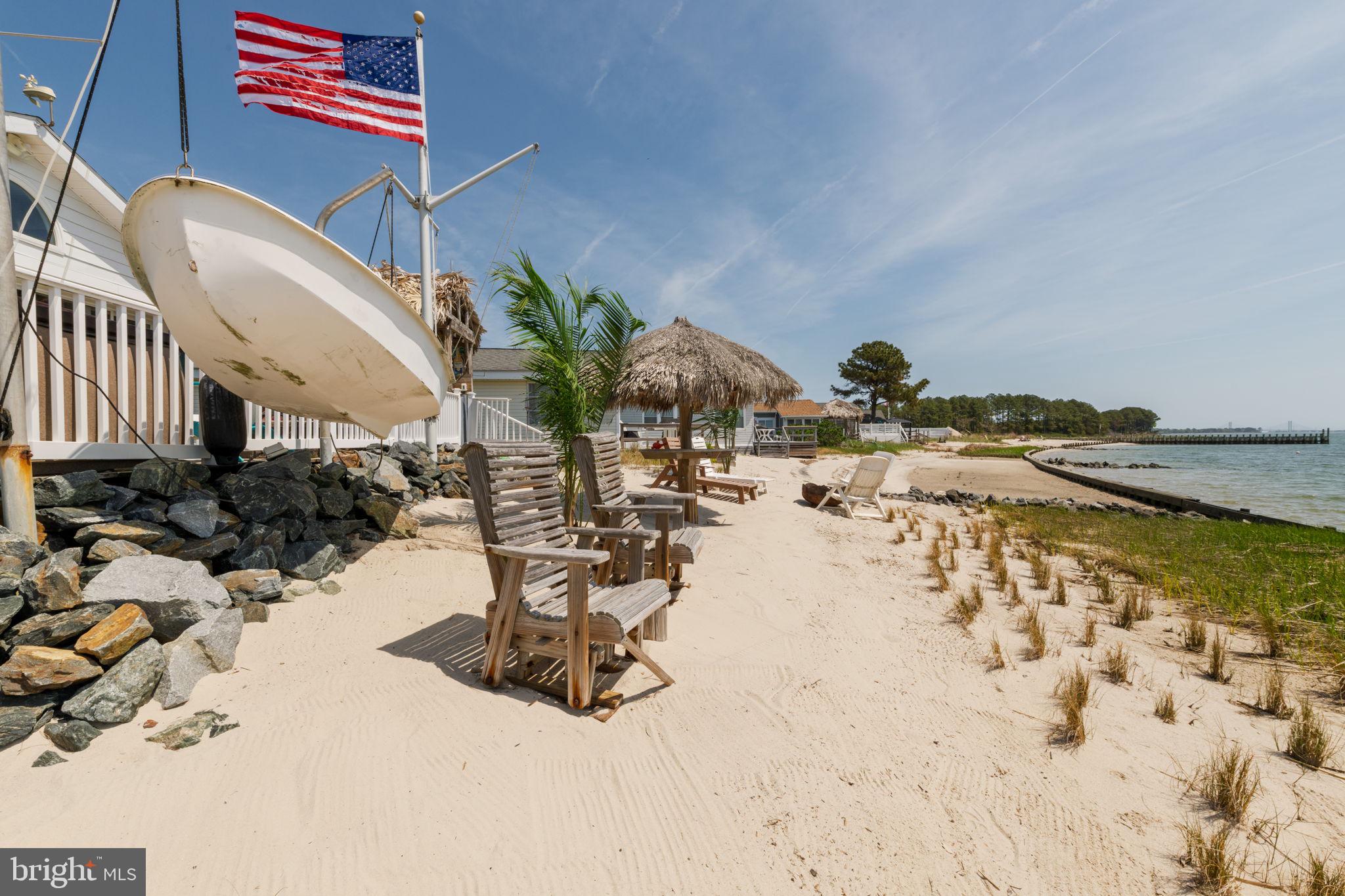 WHITE HOUSE BEACH - Residential
