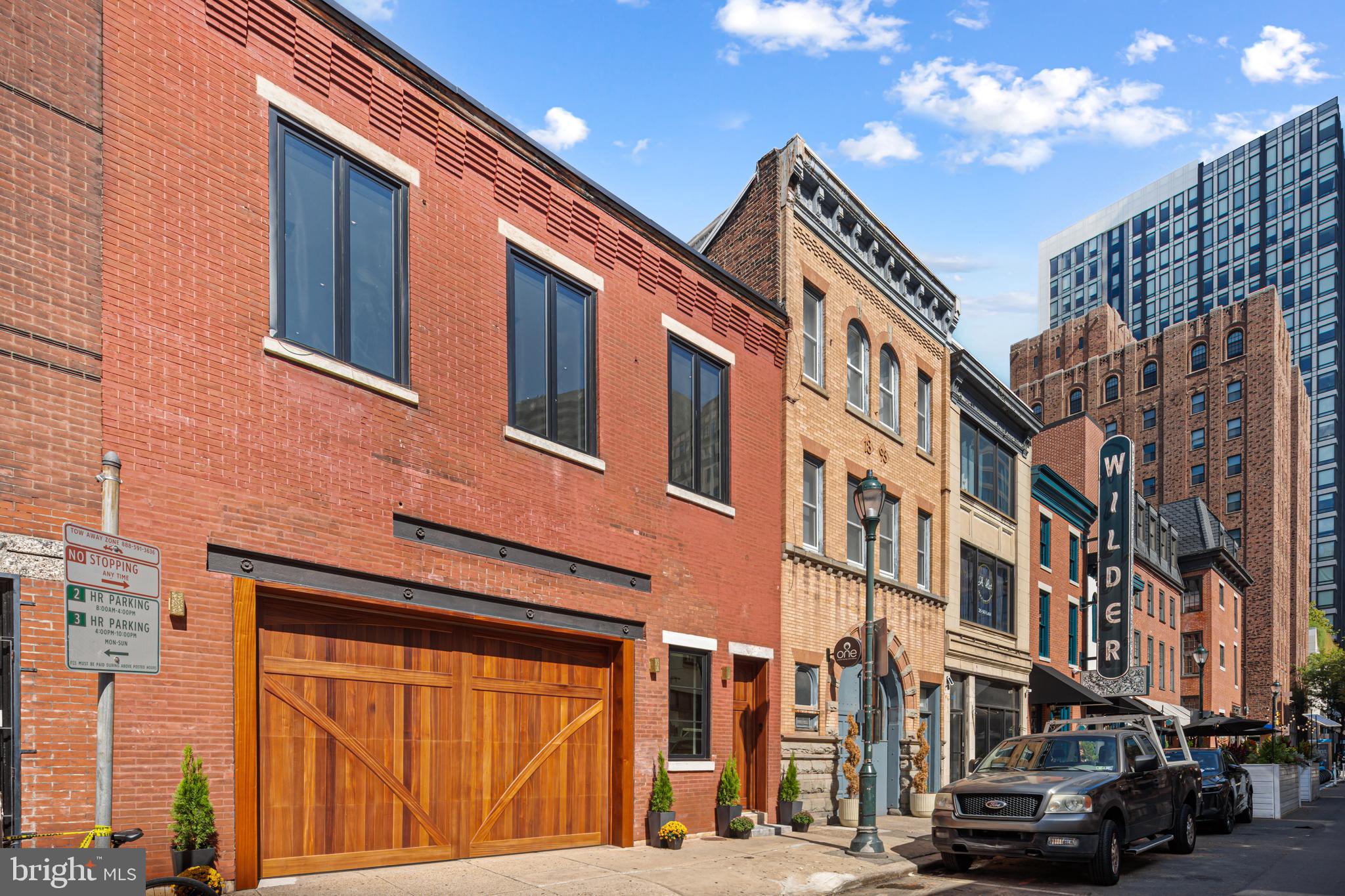 RITTENHOUSE SQUARE - Commercial Sale