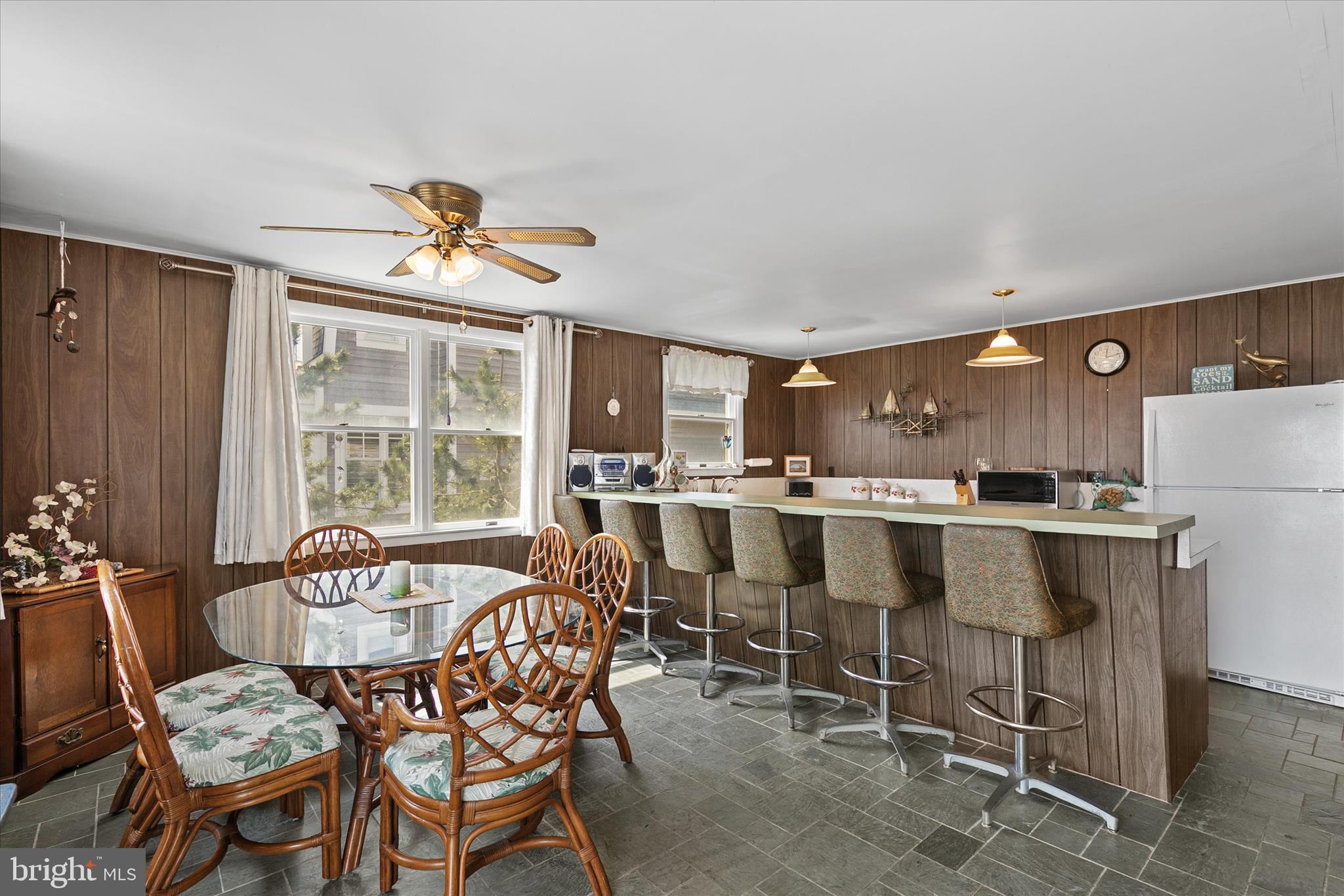 MIDDLESEX BEACH - Residential