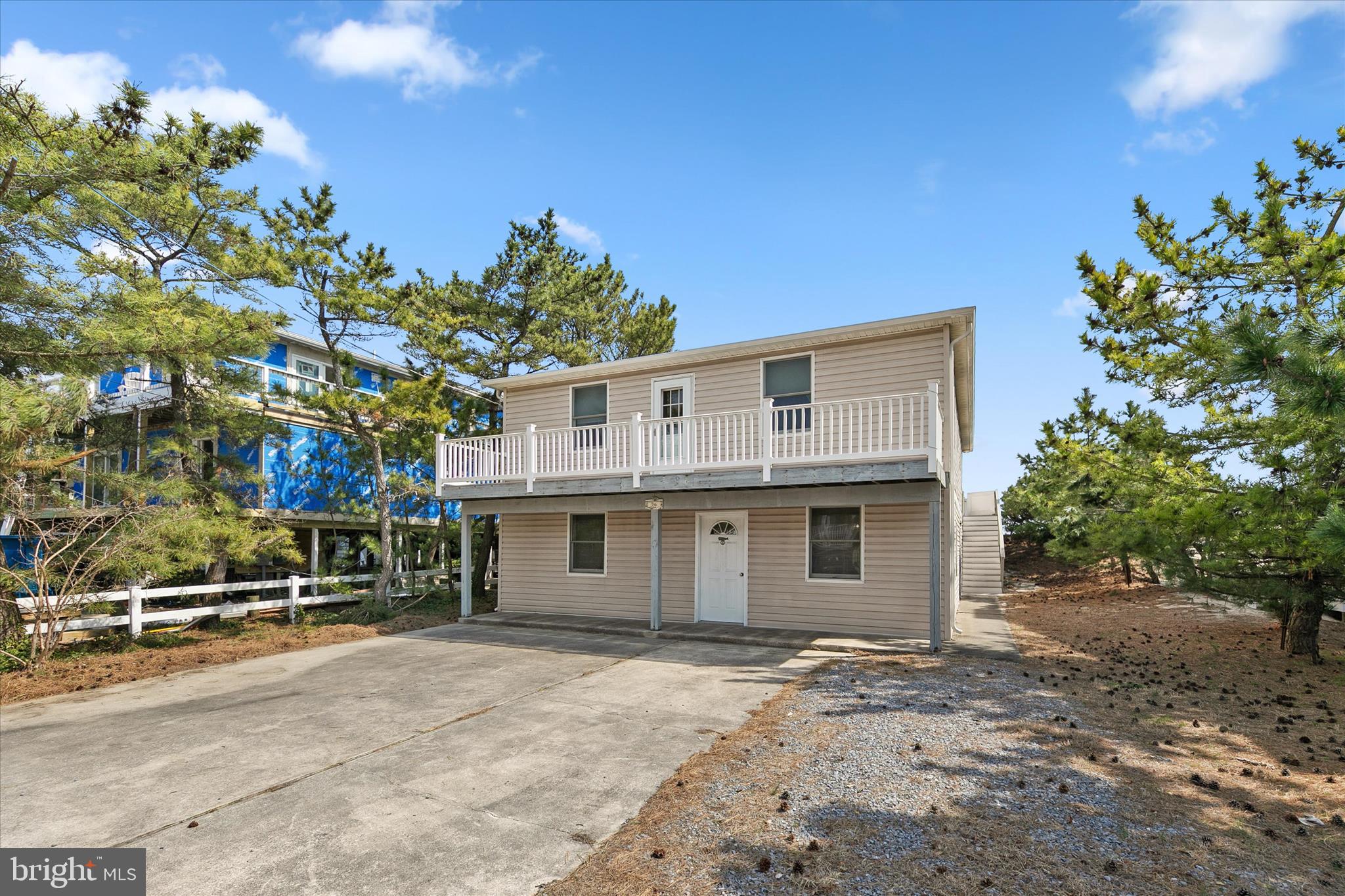 MIDDLESEX BEACH - Residential
