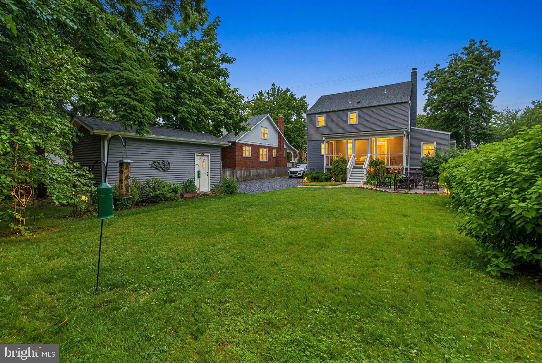 HYATTSVILLE - Residential