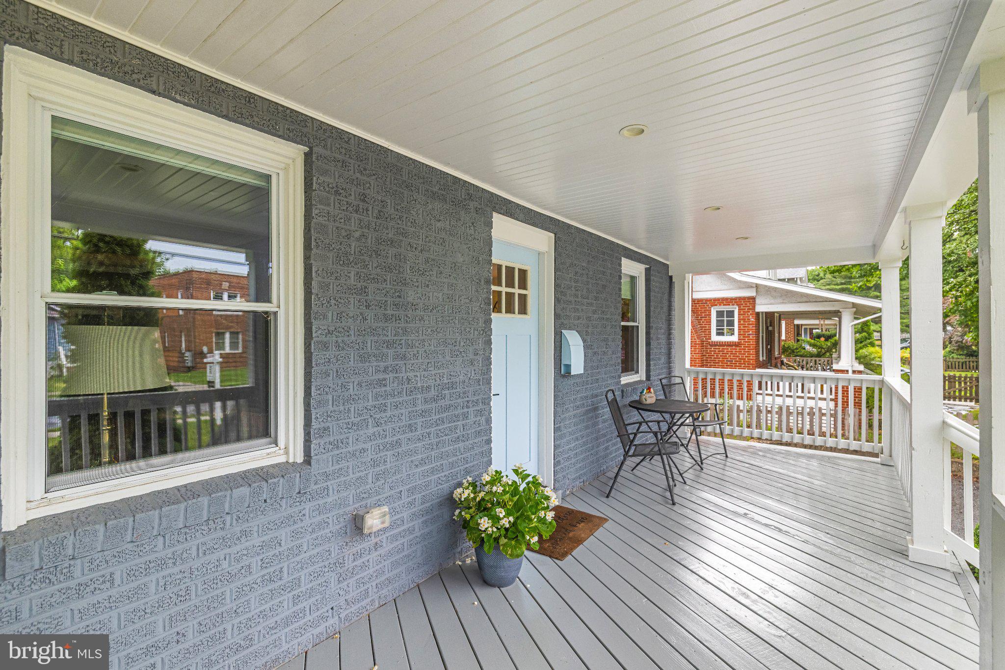 HYATTSVILLE - Residential