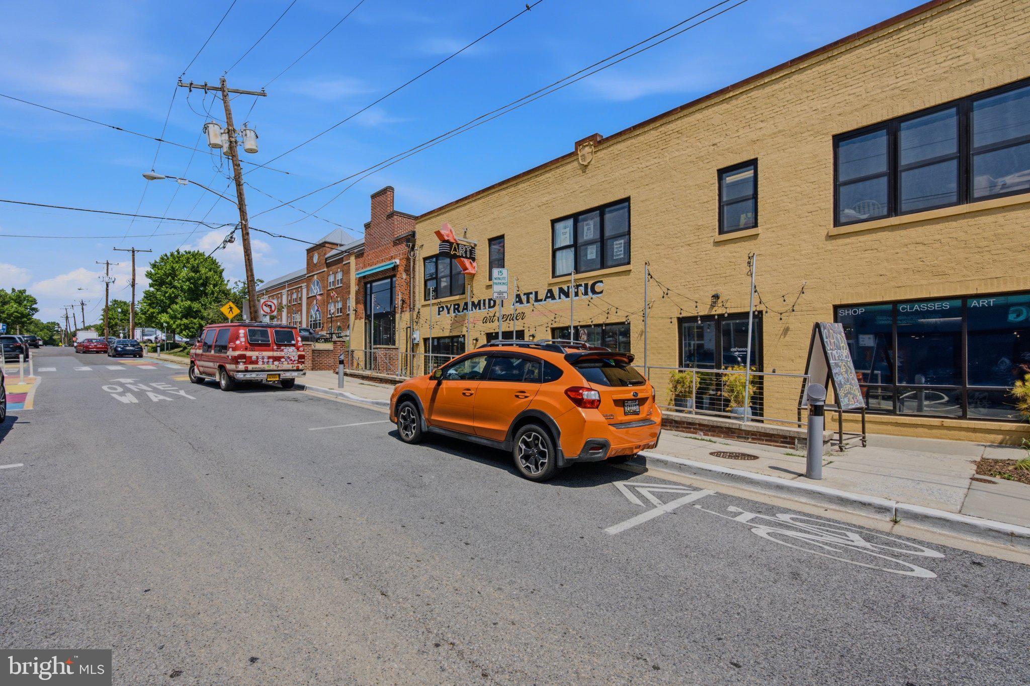 HYATTSVILLE - Residential