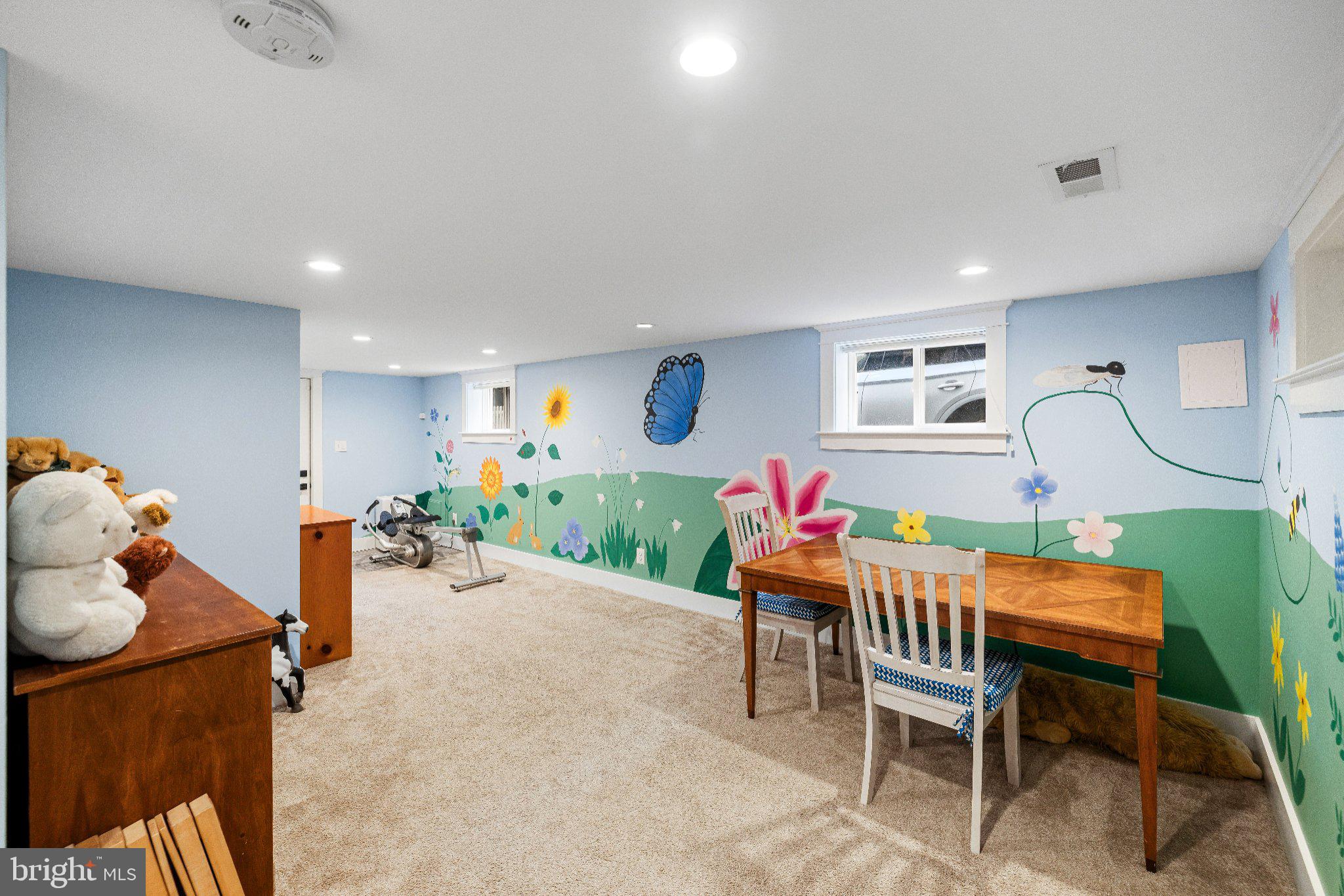 HYATTSVILLE - Residential
