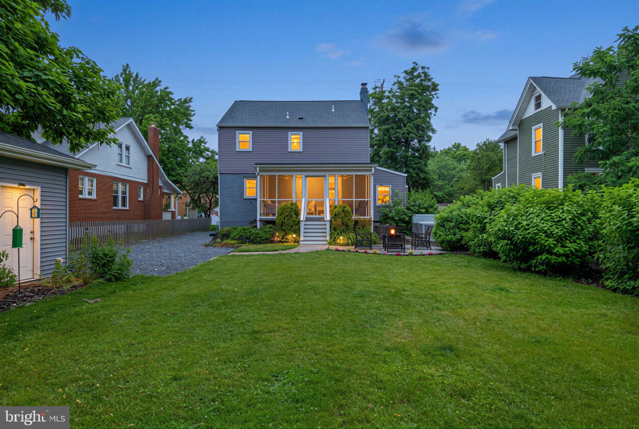 HYATTSVILLE - Residential