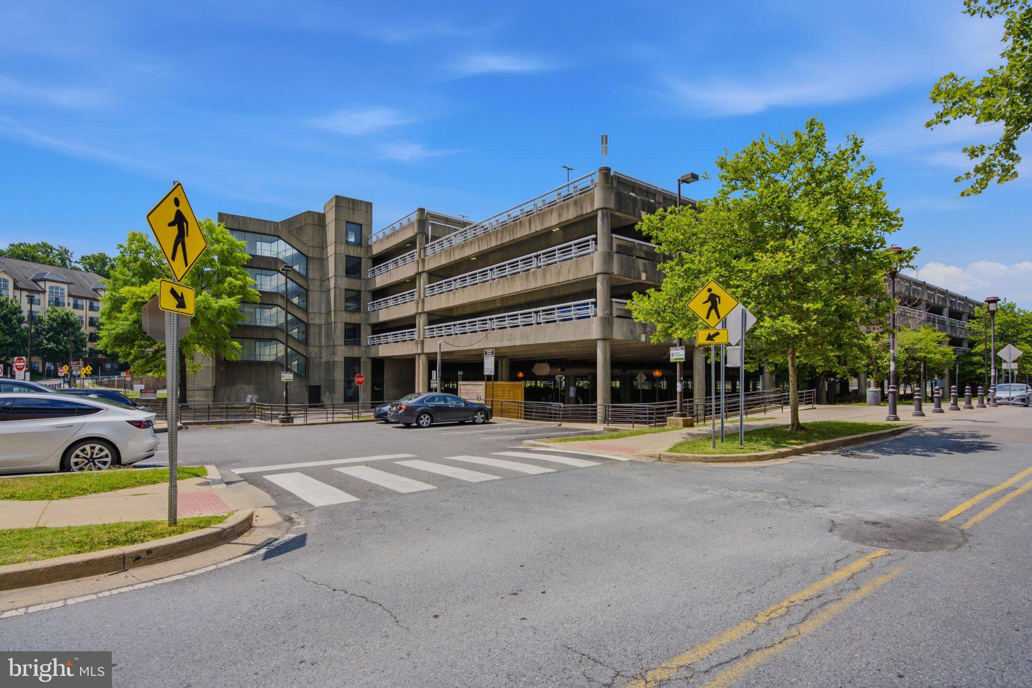 HYATTSVILLE - Residential