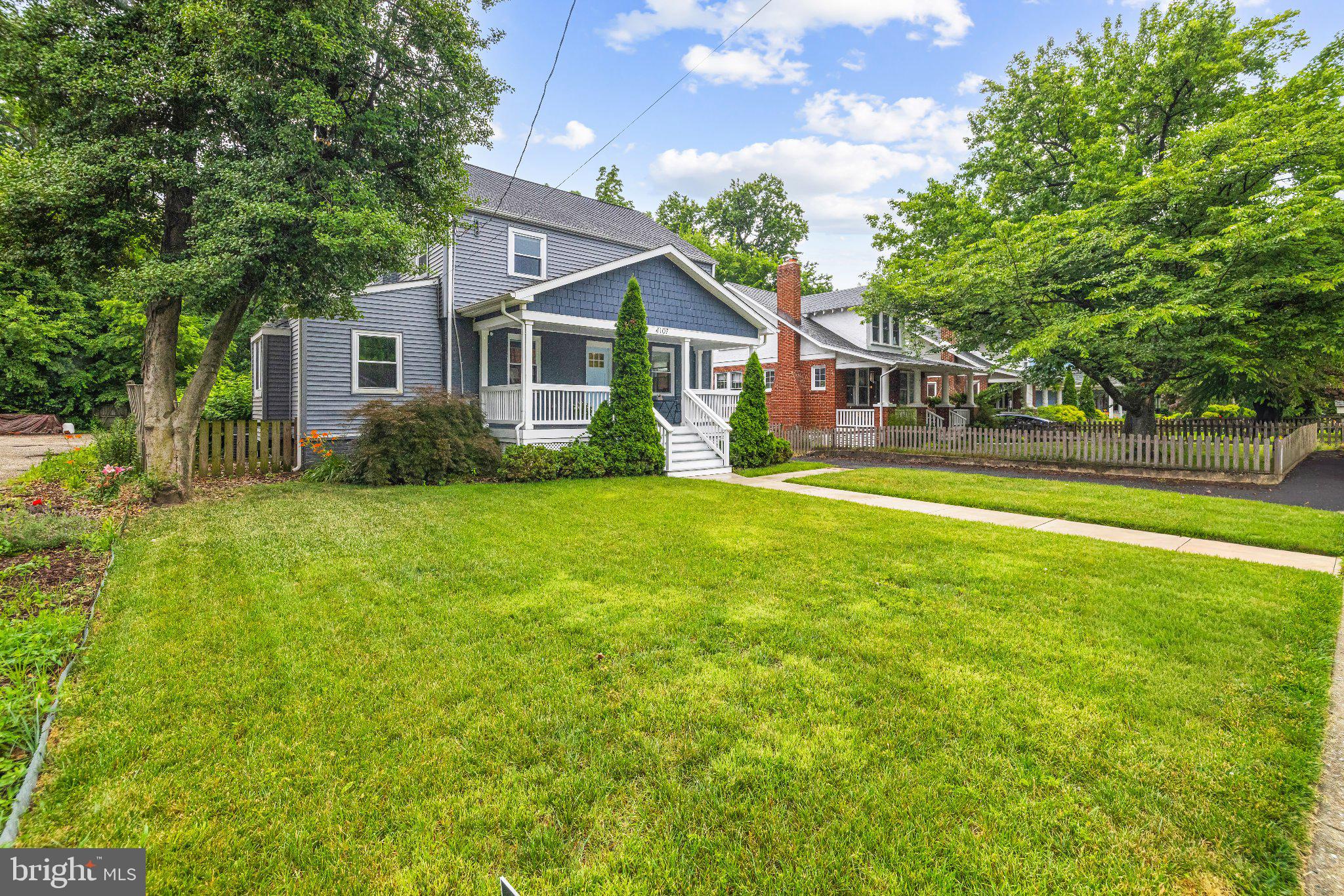HYATTSVILLE - Residential
