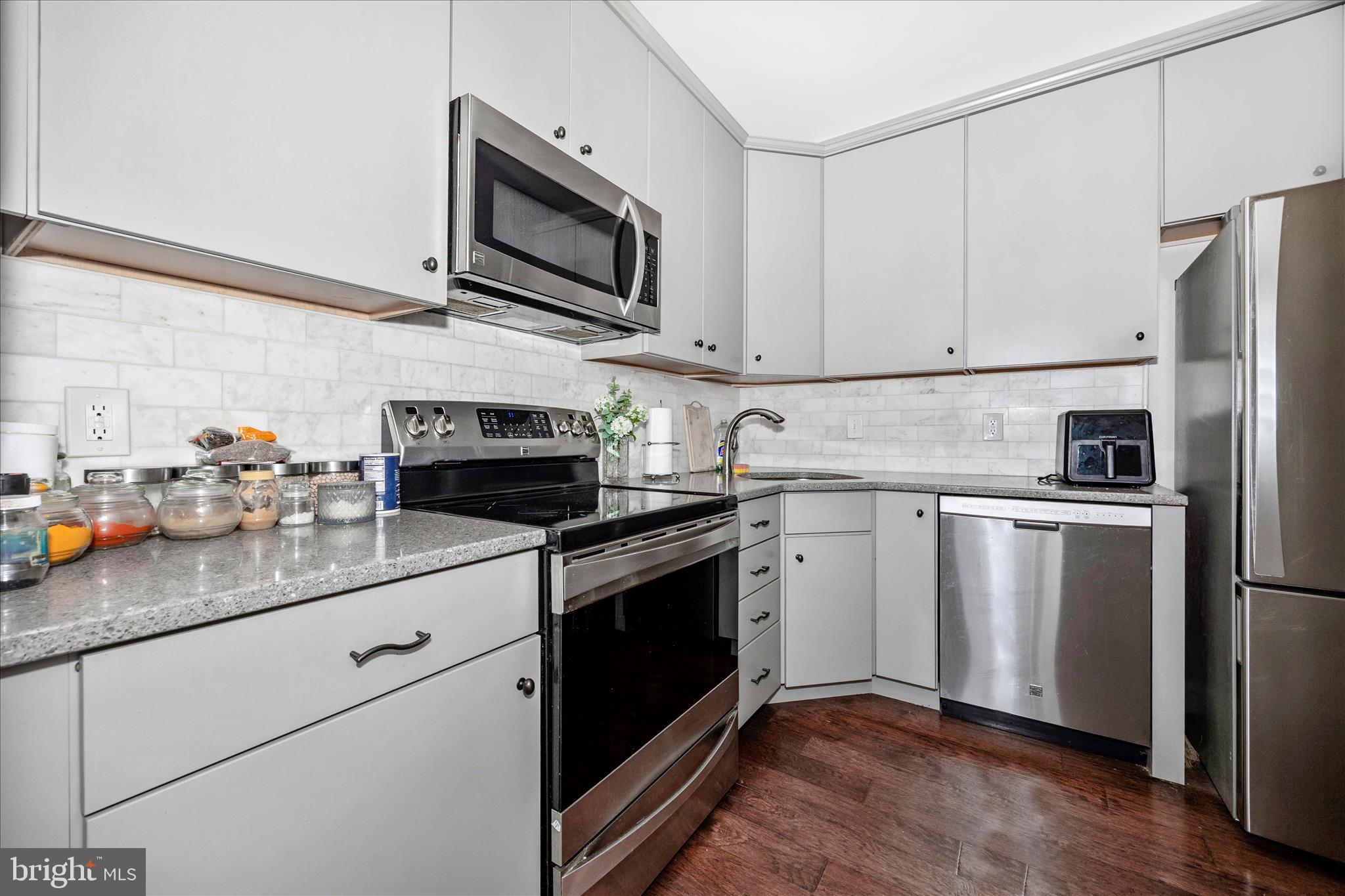 GREYSTONE - Residential