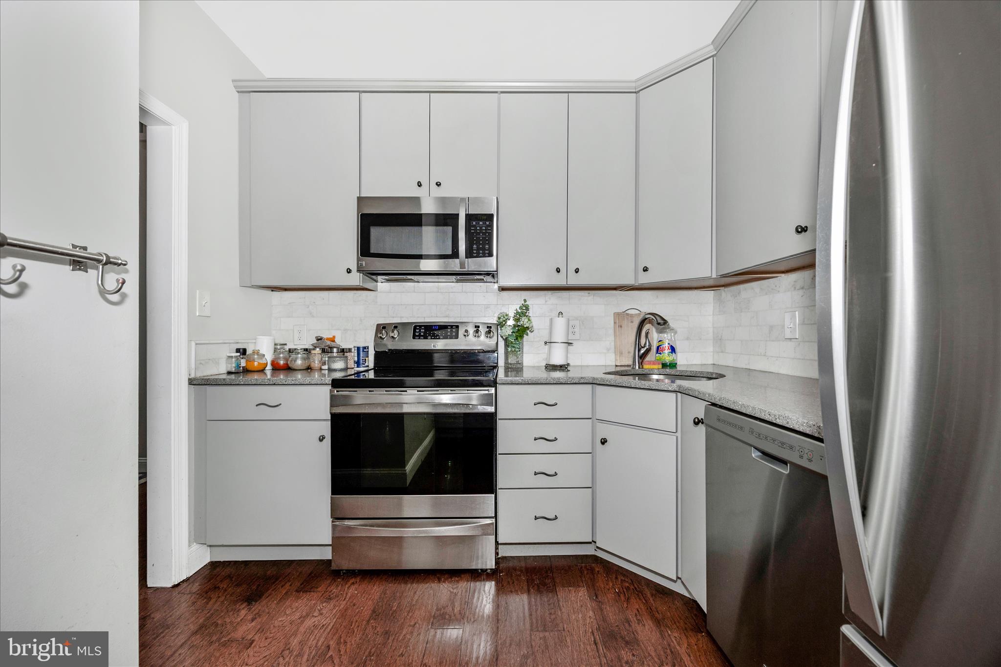 GREYSTONE - Residential