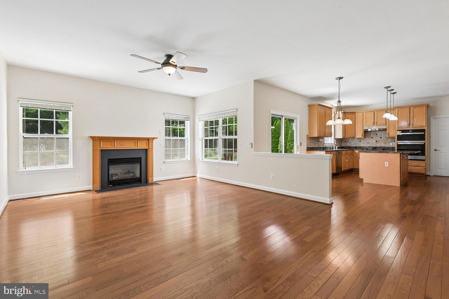 CAMBRIA - Residential
