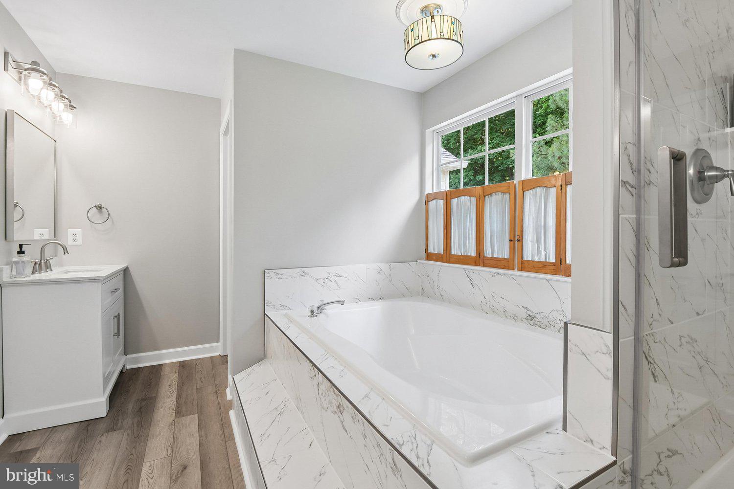 CAMBRIA - Residential