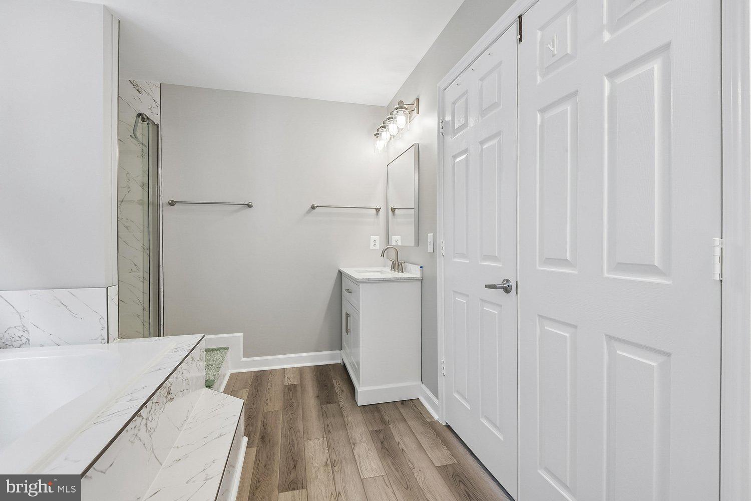 CAMBRIA - Residential