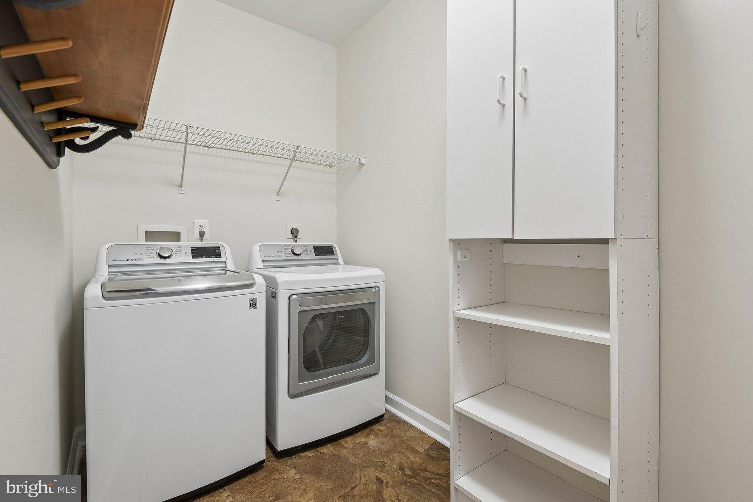 CAMBRIA - Residential