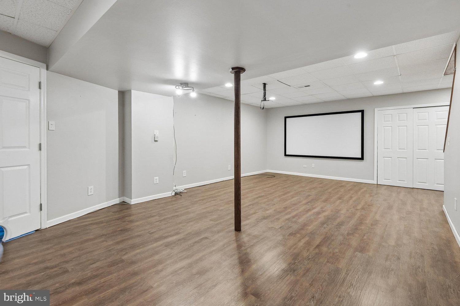 CAMBRIA - Residential