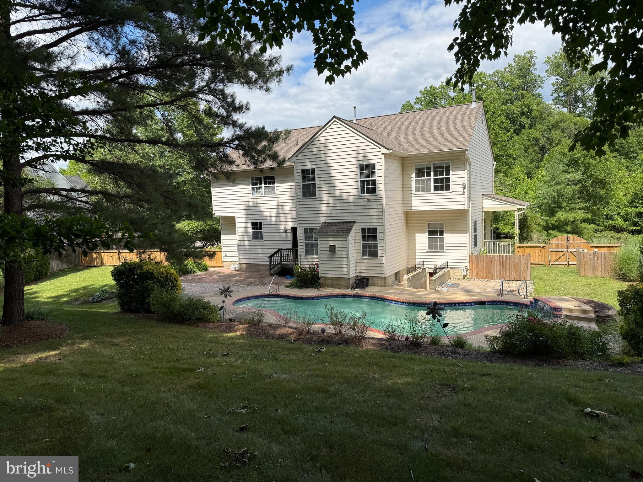 CAMBRIA - Residential