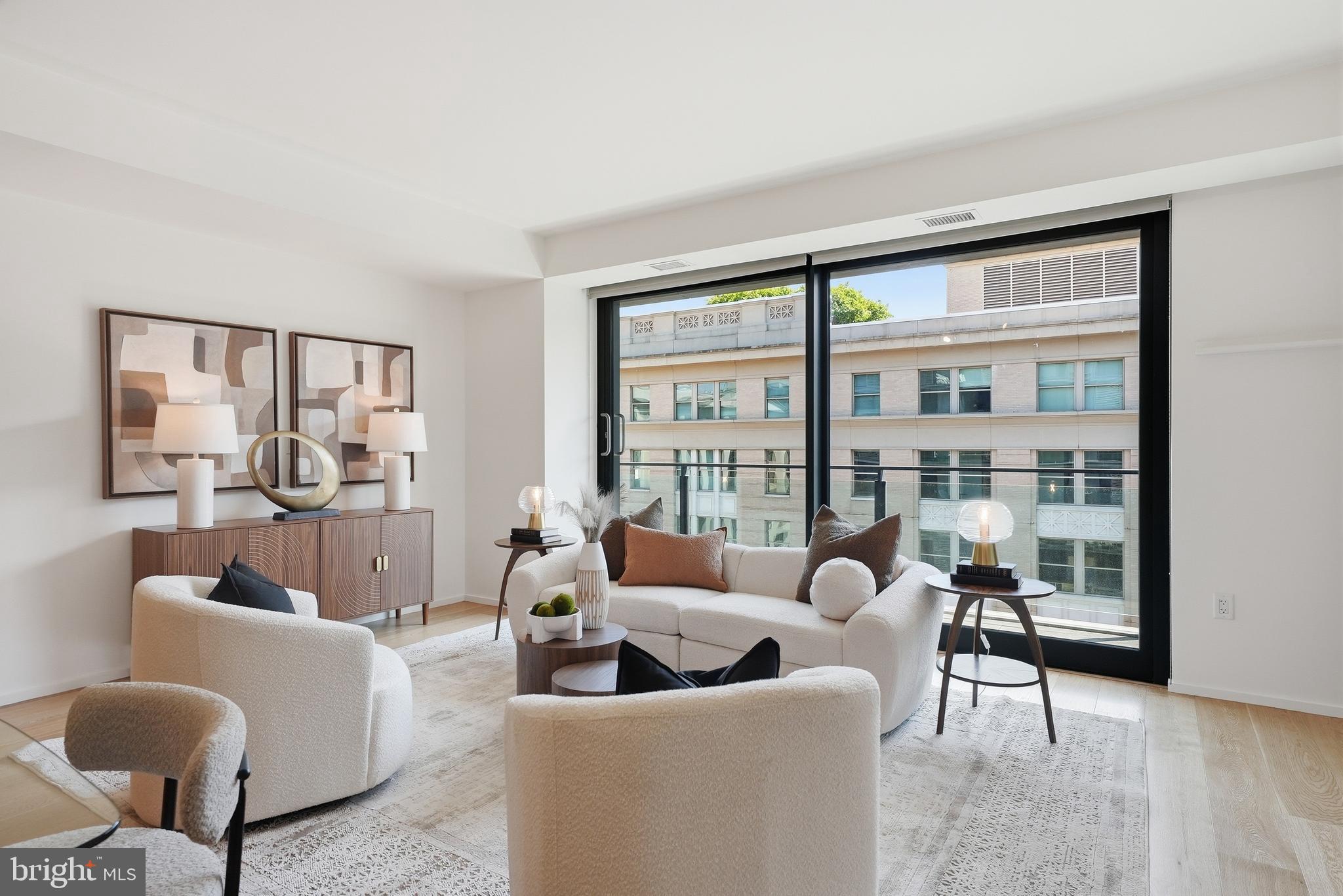 PENN QUARTER - Residential