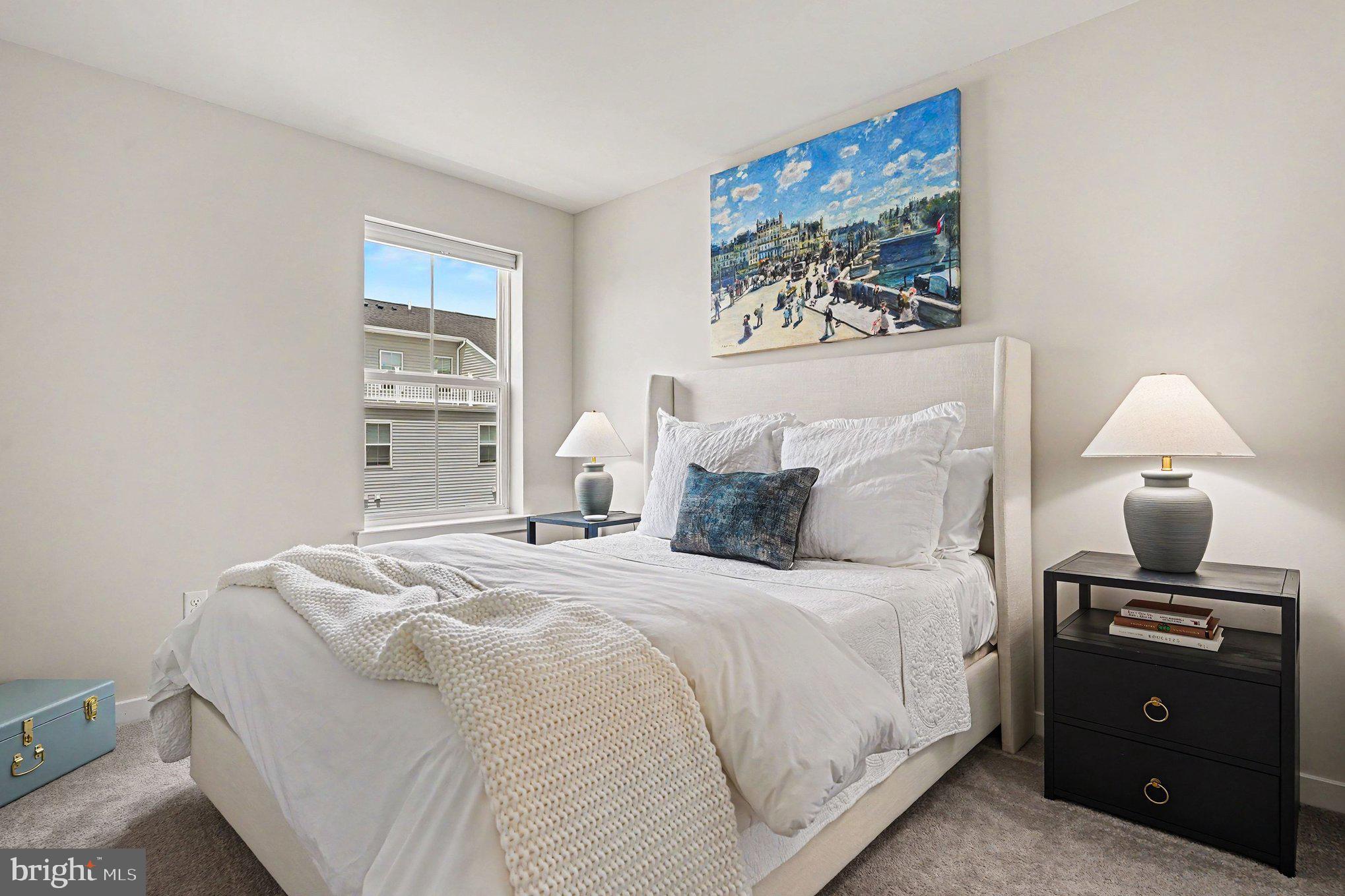 RIVER POINTE - Residential